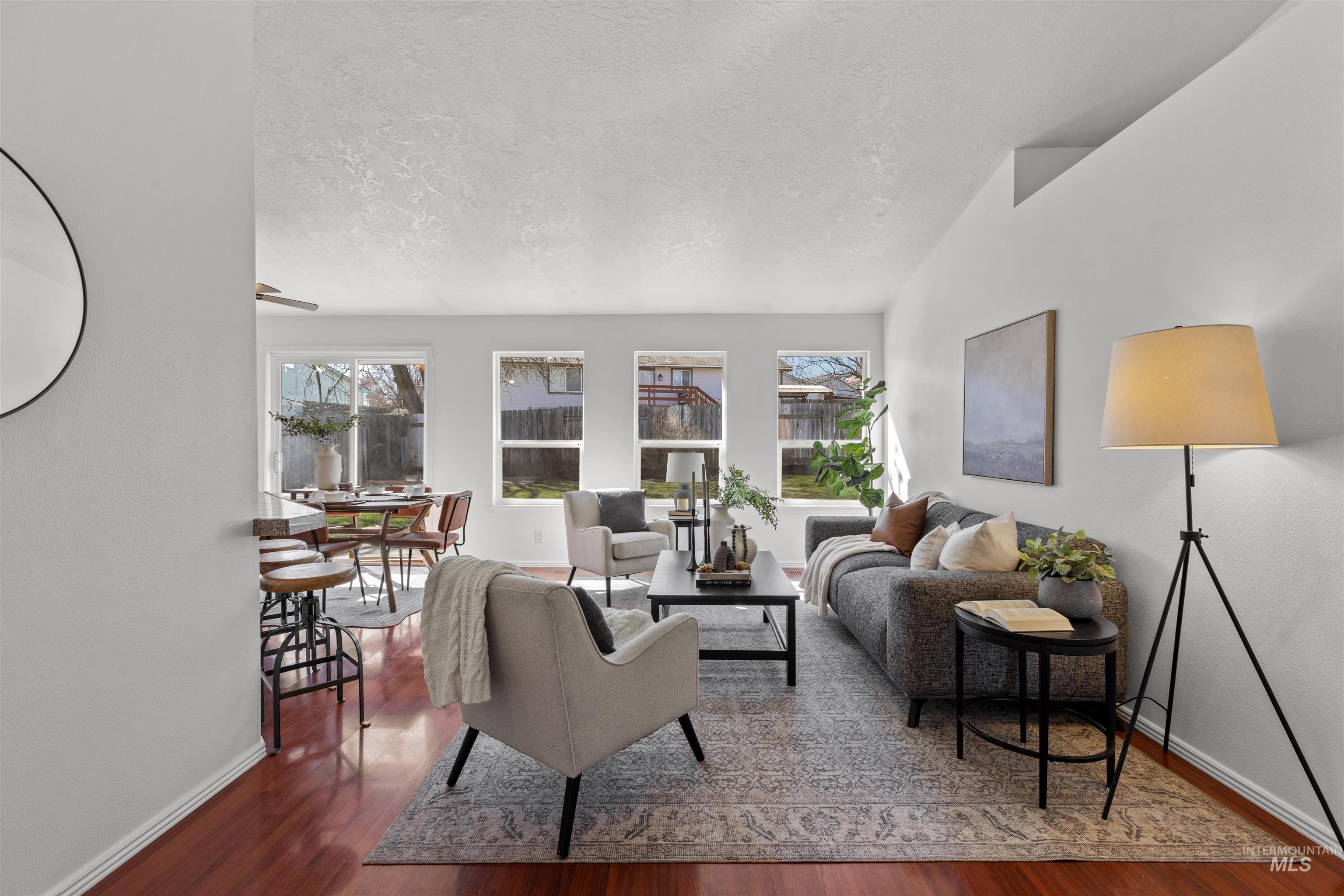 3615 S Carbondale Place, Meridian, Idaho 83642, 3 Bedrooms, 2 Bathrooms, Residential For Sale, Price $379,900,MLS 98978848