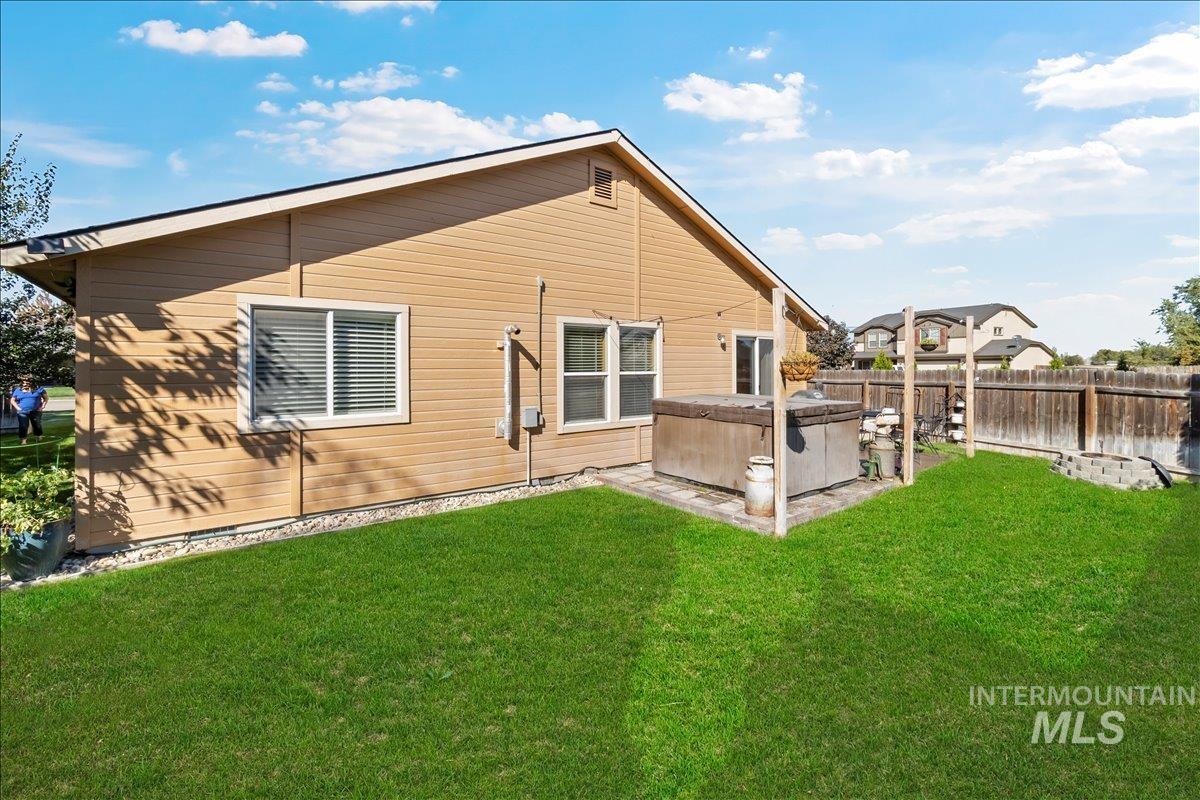 17689 N Weiser, Nampa, Idaho 83687, 3 Bedrooms, 2 Bathrooms, Residential For Sale, Price $415,000, 98978850