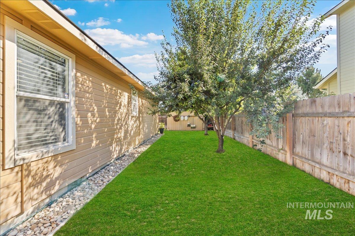 17689 N Weiser, Nampa, Idaho 83687, 3 Bedrooms, 2 Bathrooms, Residential For Sale, Price $415,000, 98978850