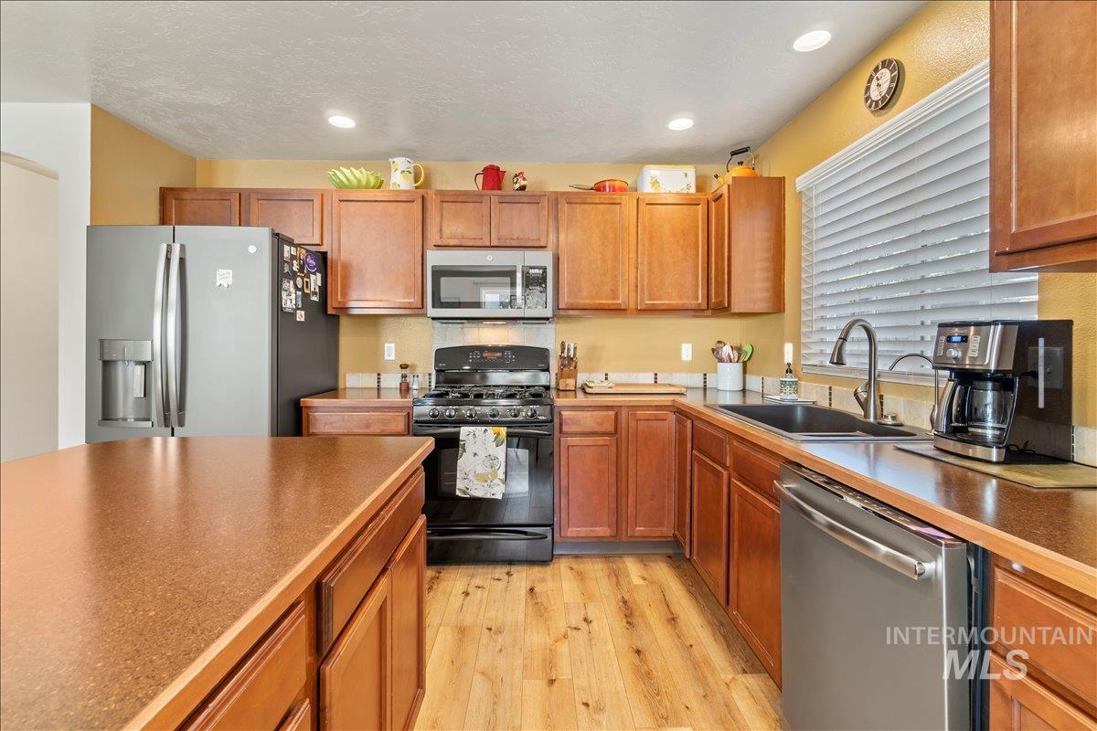 17689 N Weiser, Nampa, Idaho 83687, 3 Bedrooms, 2 Bathrooms, Residential For Sale, Price $415,000, 98978850