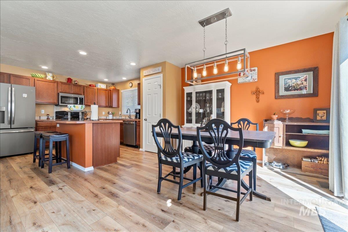 17689 N Weiser, Nampa, Idaho 83687, 3 Bedrooms, 2 Bathrooms, Residential For Sale, Price $415,000, 98978850