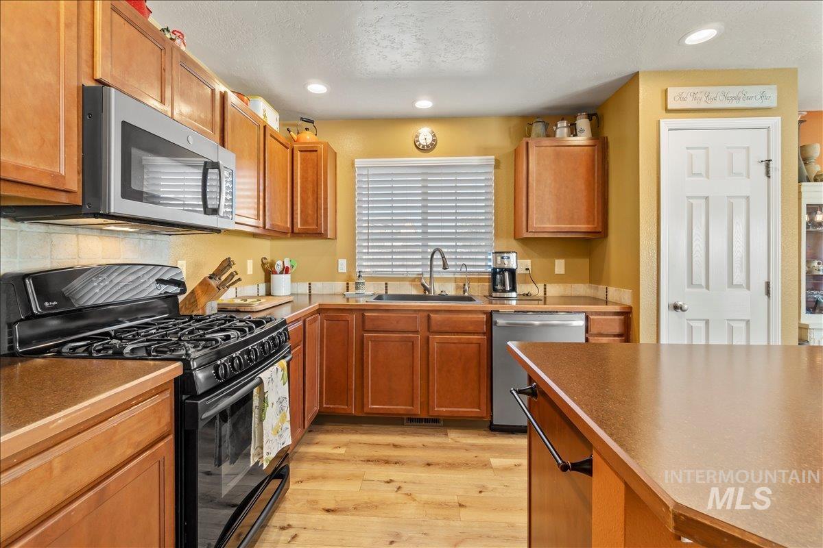 17689 N Weiser, Nampa, Idaho 83687, 3 Bedrooms, 2 Bathrooms, Residential For Sale, Price $415,000, 98978850