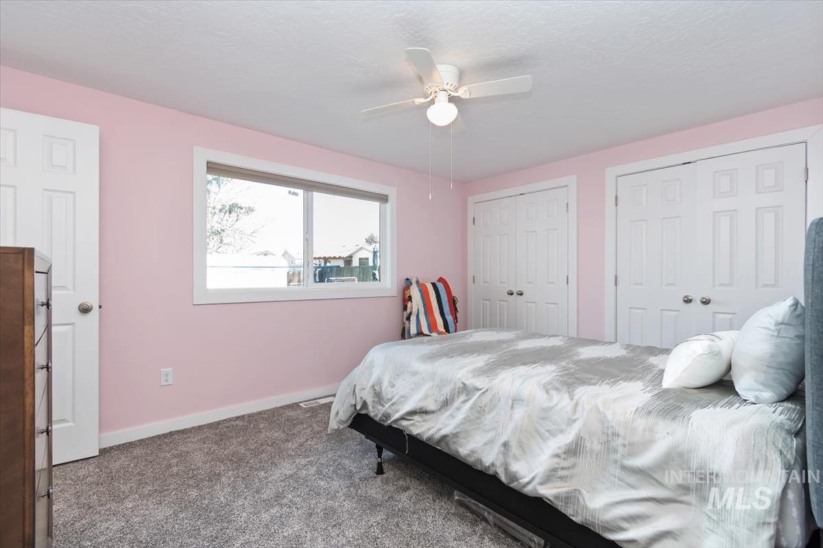 702 N La Cresta Ave, Caldwell, Idaho 83605-2531, 3 Bedrooms, 2 Bathrooms, Residential For Sale, Price $366,000,MLS 98978855