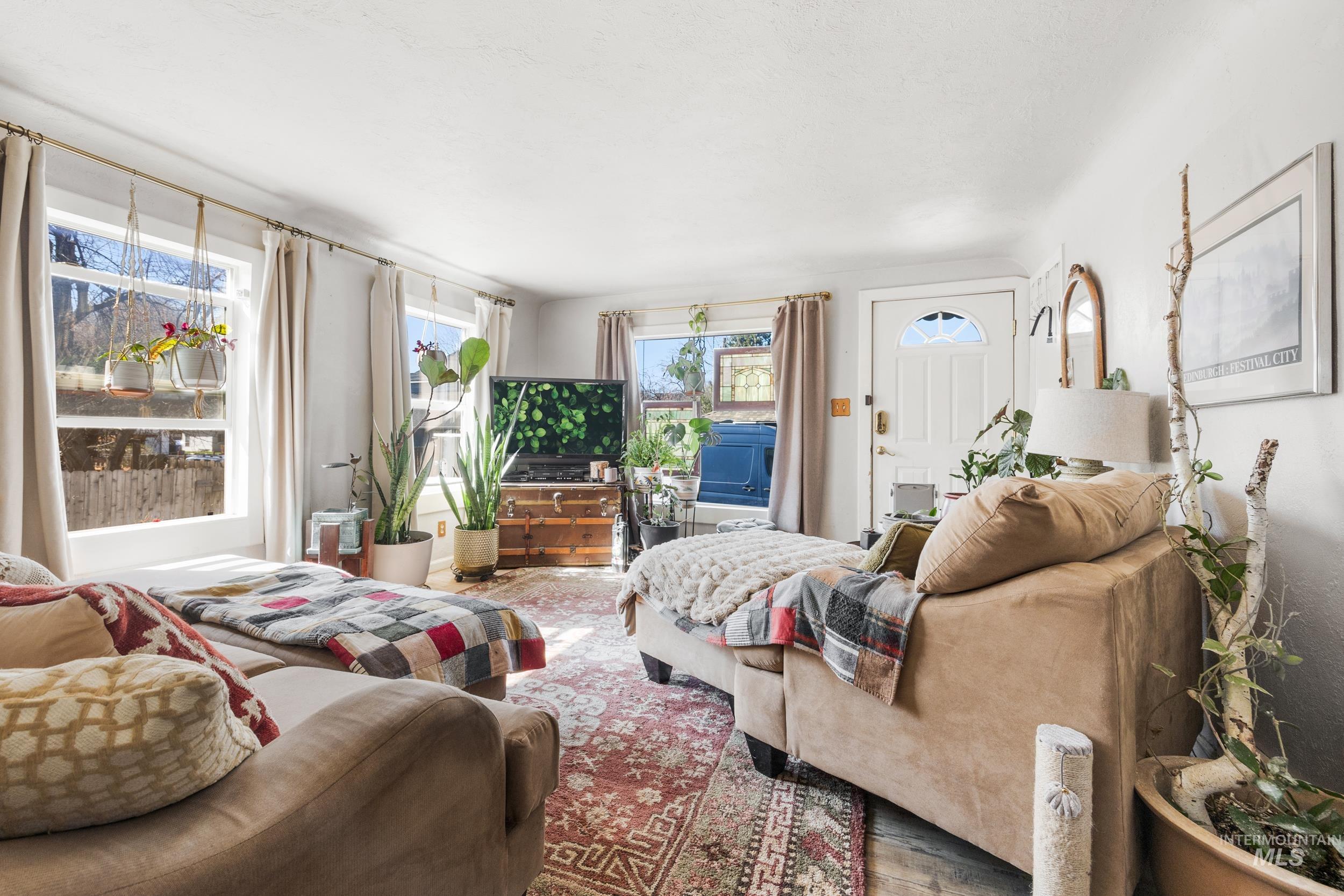 1278 W Targee St, Boise, Idaho 83706, 3 Bedrooms, 2 Bathrooms, Residential For Sale, Price $489,900, 98978856