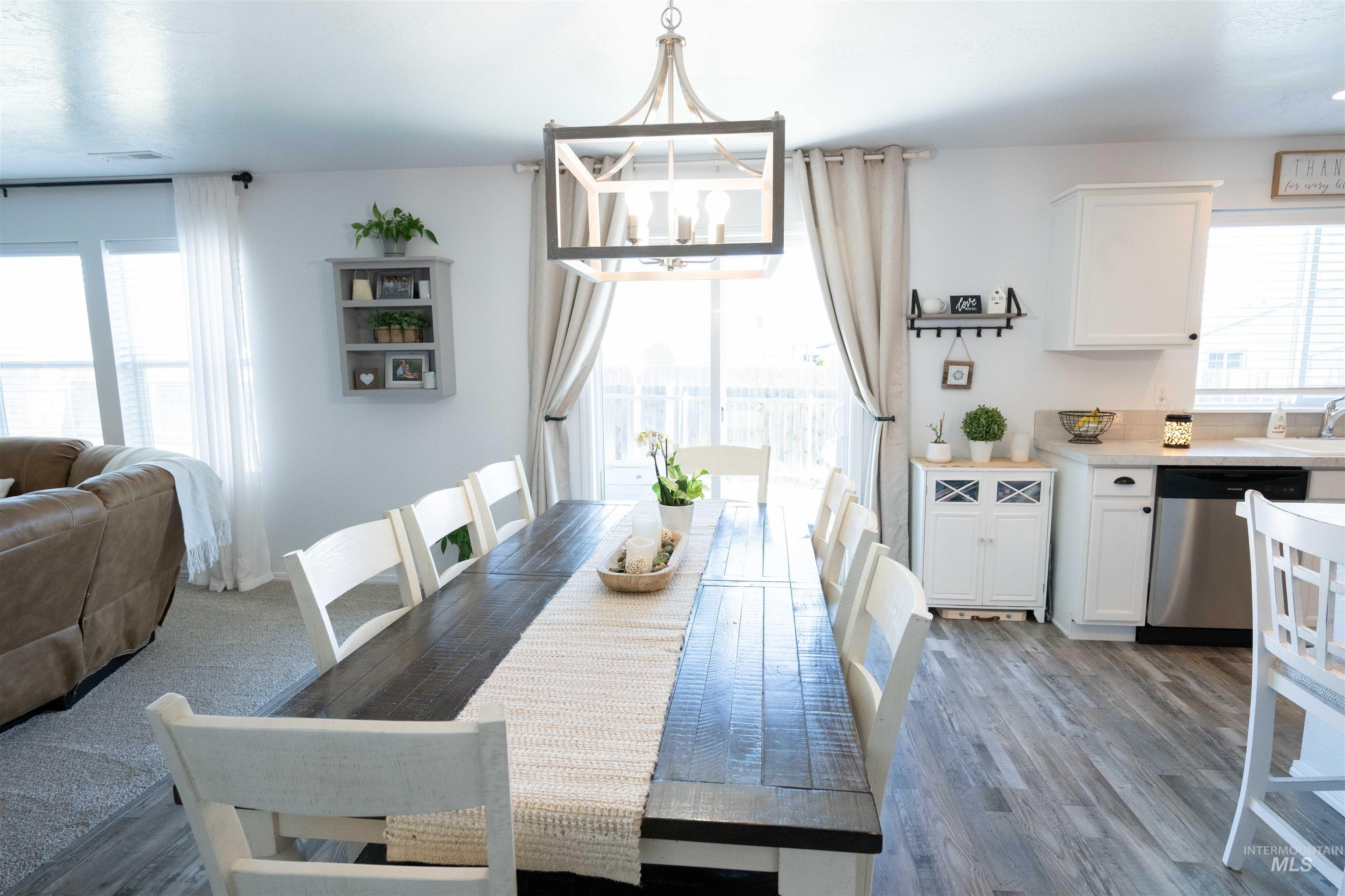 1660 SW Levant Way, Mountain Home, Idaho 83647, 4 Bedrooms, 2.5 Bathrooms, Residential For Sale, Price $460,000,MLS 98978863