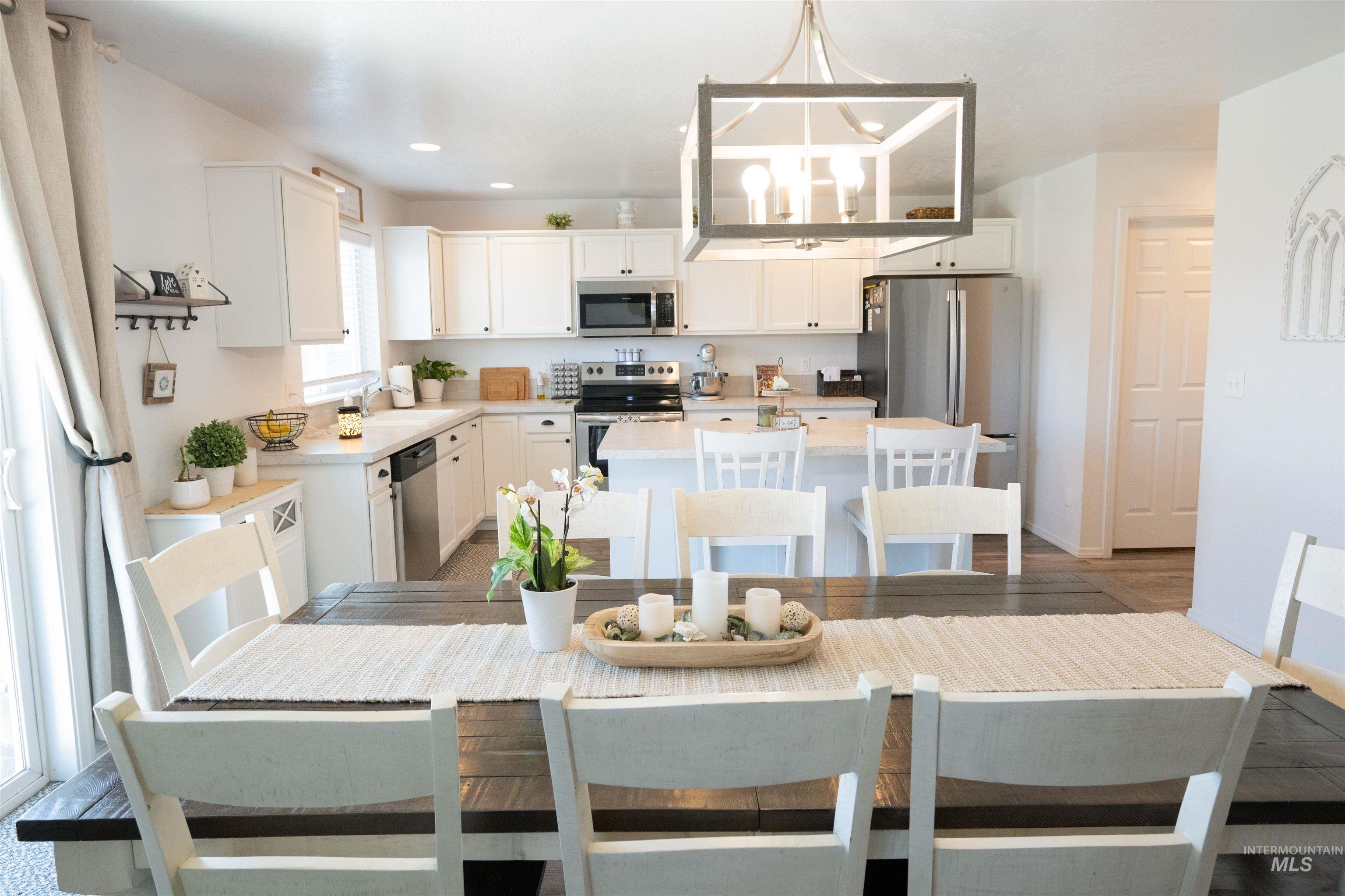 1660 SW Levant Way, Mountain Home, Idaho 83647, 4 Bedrooms, 2.5 Bathrooms, Residential For Sale, Price $460,000,MLS 98978863