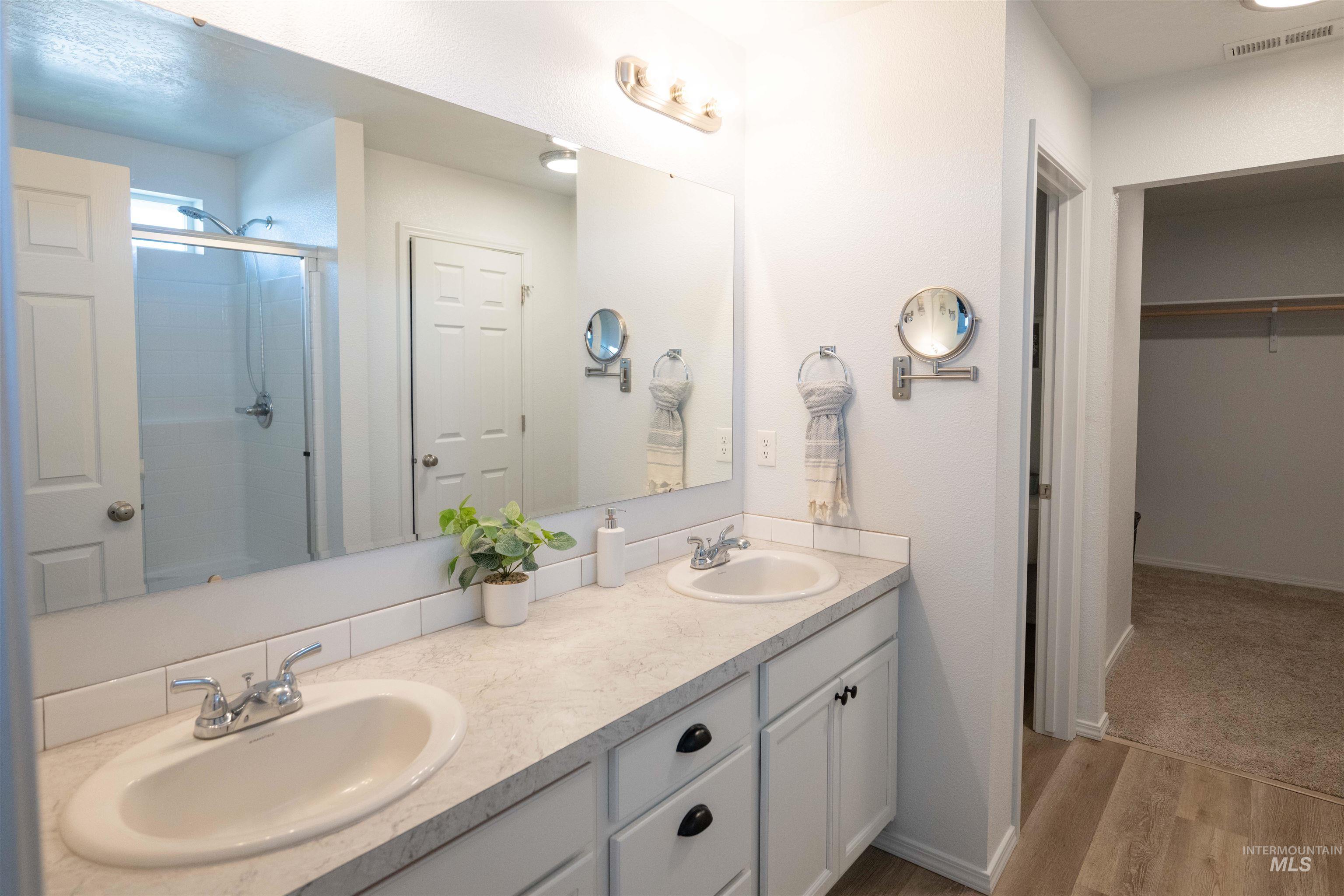 1660 SW Levant Way, Mountain Home, Idaho 83647, 4 Bedrooms, 2.5 Bathrooms, Residential For Sale, Price $460,000,MLS 98978863