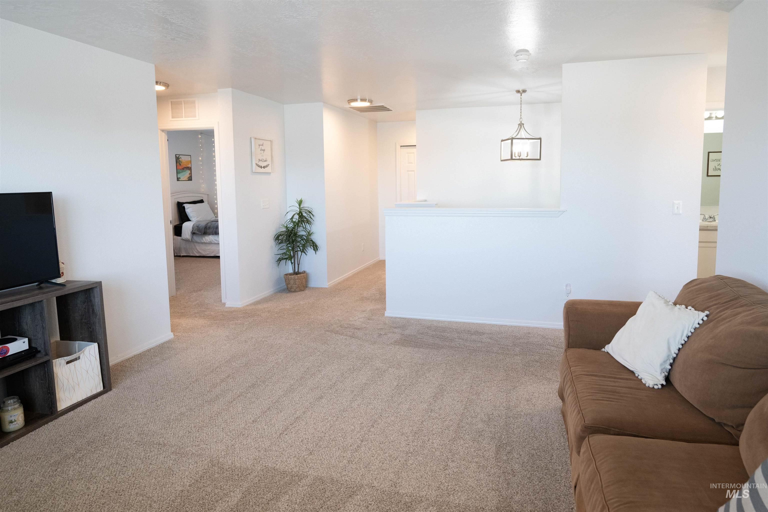 1660 SW Levant Way, Mountain Home, Idaho 83647, 4 Bedrooms, 2.5 Bathrooms, Residential For Sale, Price $460,000,MLS 98978863