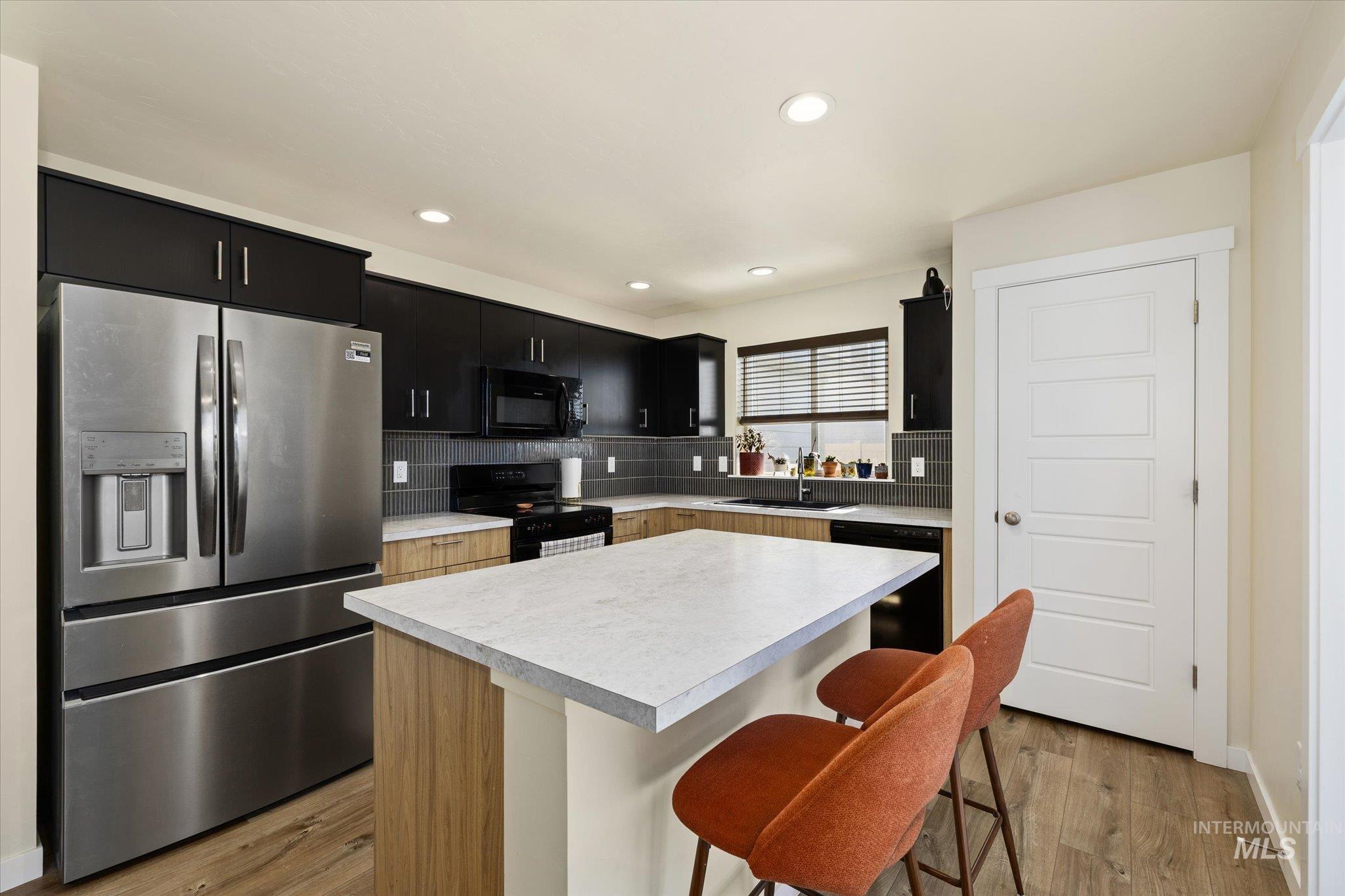 6855 S Dedication Way, Meridian, Idaho 83642, 4 Bedrooms, 2.5 Bathrooms, Residential For Sale, Price $479,997,MLS 98978864