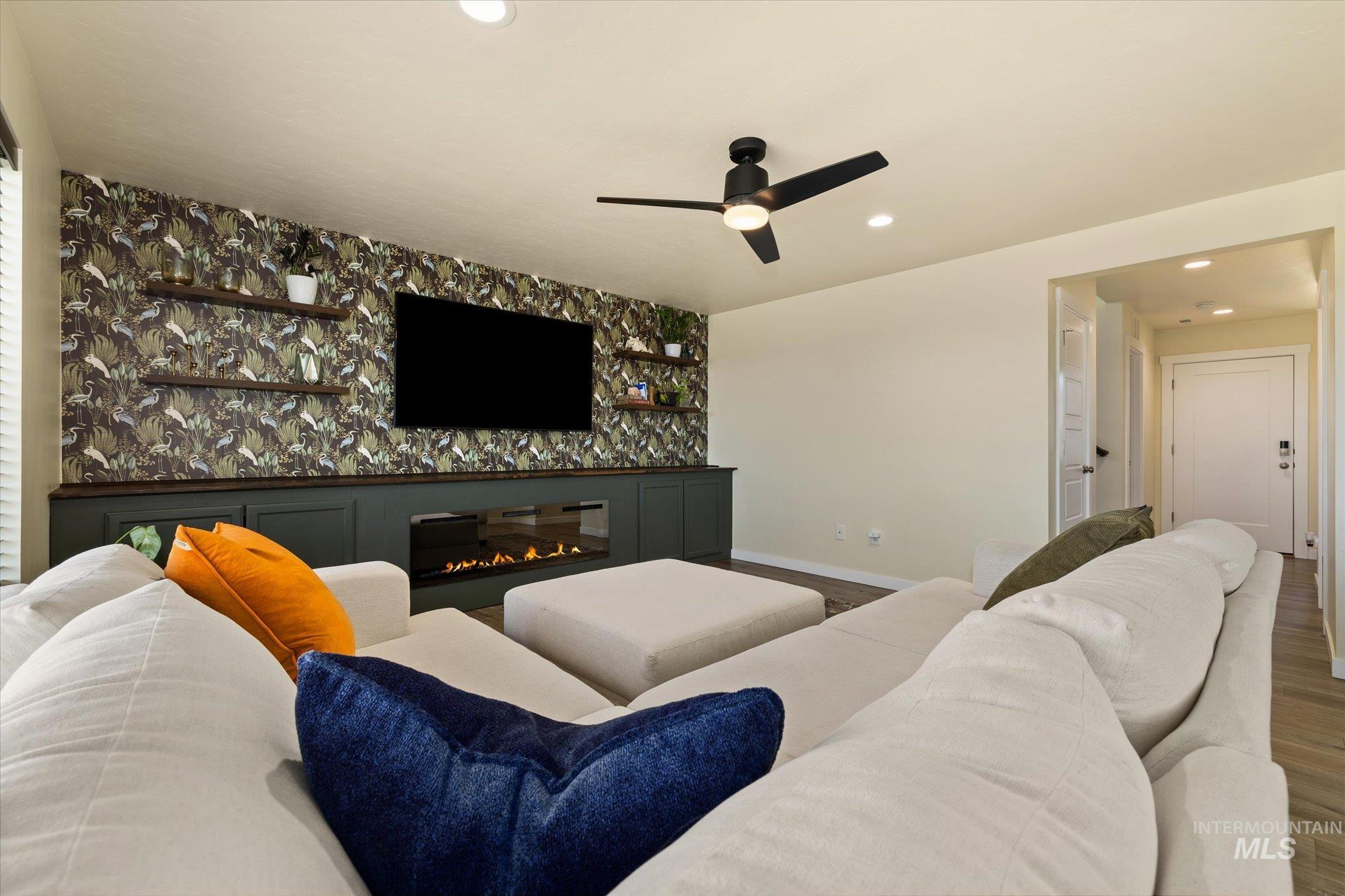 6855 S Dedication Way, Meridian, Idaho 83642, 4 Bedrooms, 2.5 Bathrooms, Residential For Sale, Price $479,997,MLS 98978864