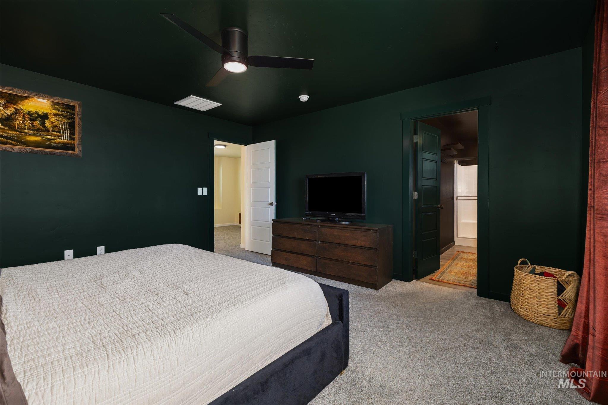 6855 S Dedication Way, Meridian, Idaho 83642, 4 Bedrooms, 2.5 Bathrooms, Residential For Sale, Price $479,997,MLS 98978864