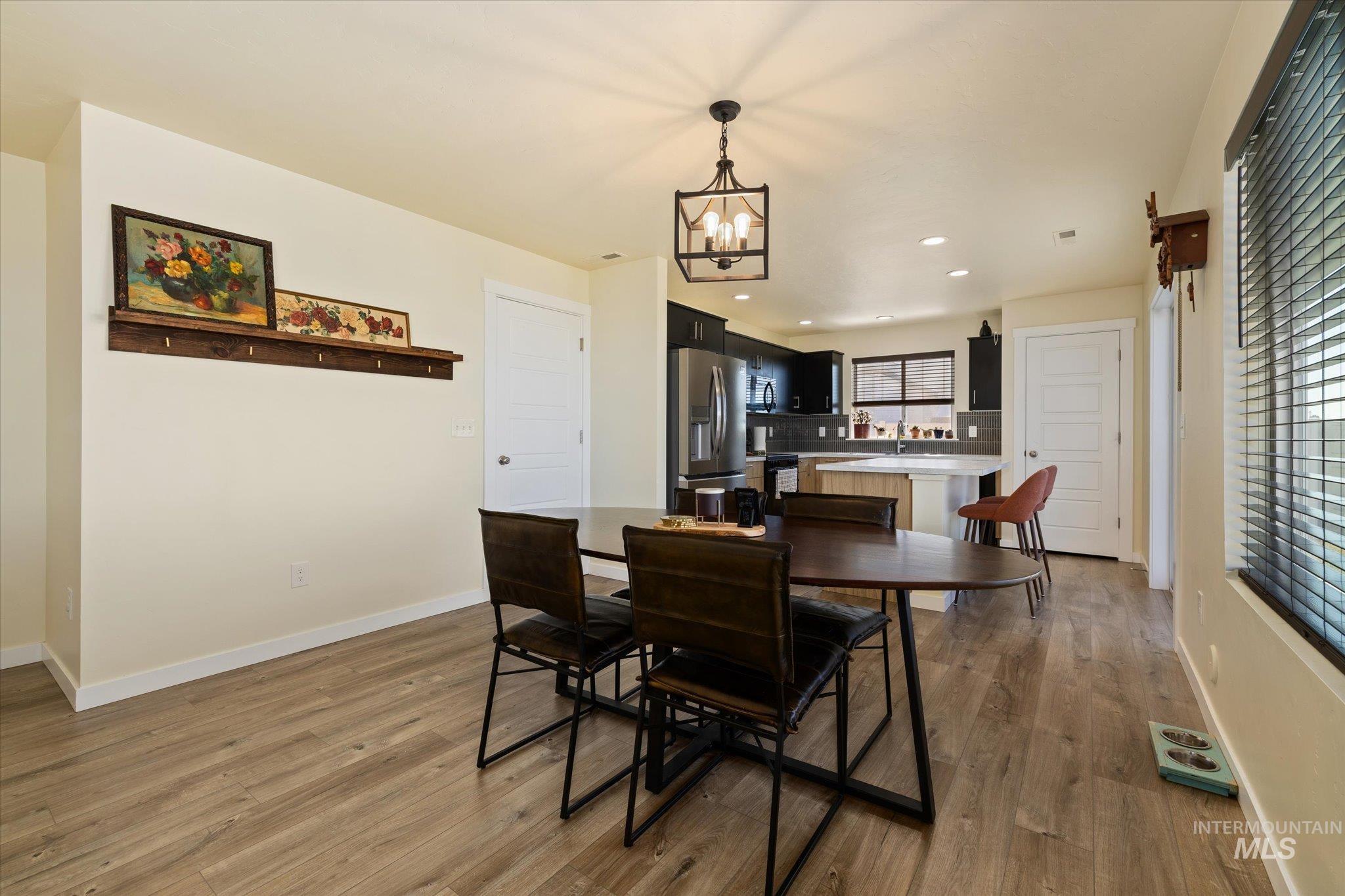 6855 S Dedication Way, Meridian, Idaho 83642, 4 Bedrooms, 2.5 Bathrooms, Residential For Sale, Price $479,997,MLS 98978864