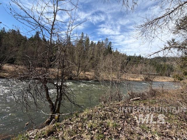 124 Windmill Lane, Kooskia, Idaho 83539, 3 Bedrooms, 2 Bathrooms, Residential For Sale, Price $775,000,MLS 98978865