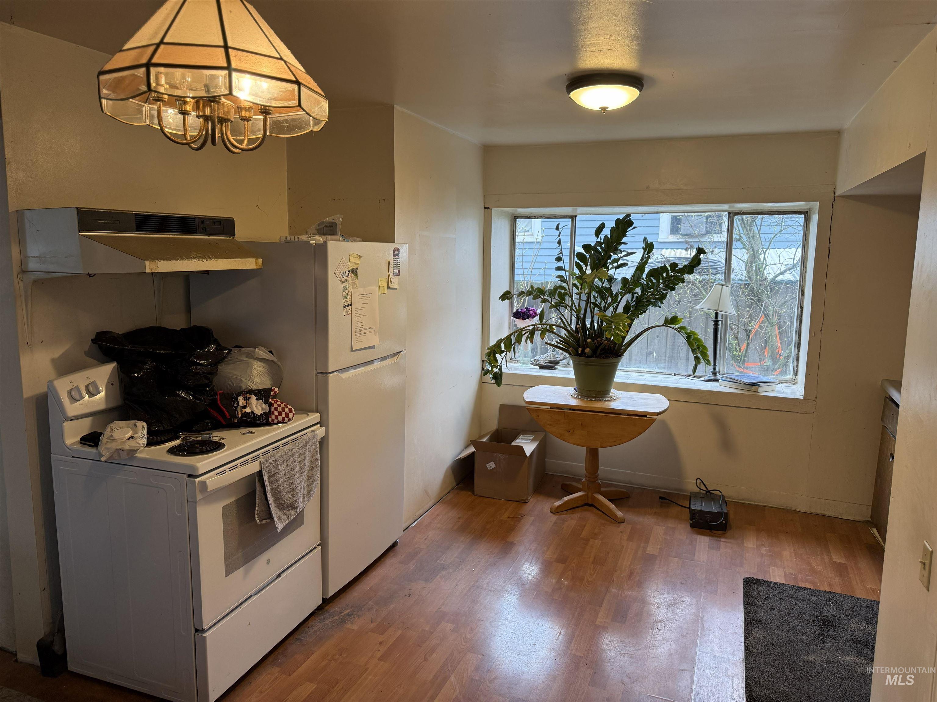 838 11th St., Clarkston, Washington 99403, 2 Bedrooms, 2 Bathrooms, Residential For Sale, Price $145,000,MLS 98978866