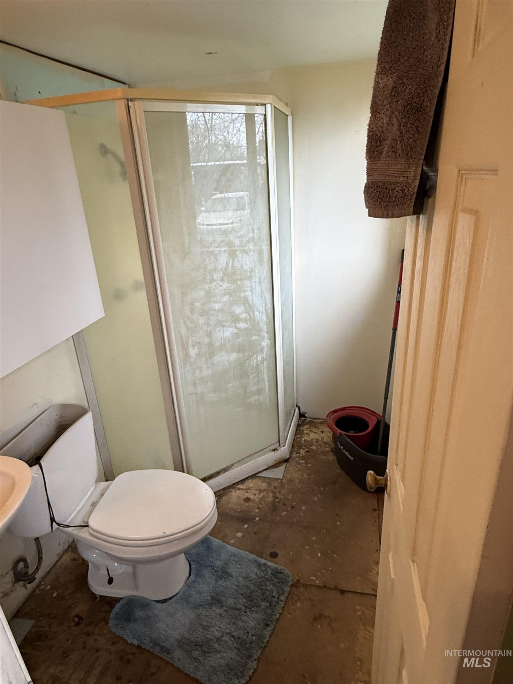 838 11th St., Clarkston, Washington 99403, 2 Bedrooms, 2 Bathrooms, Residential For Sale, Price $145,000,MLS 98978866