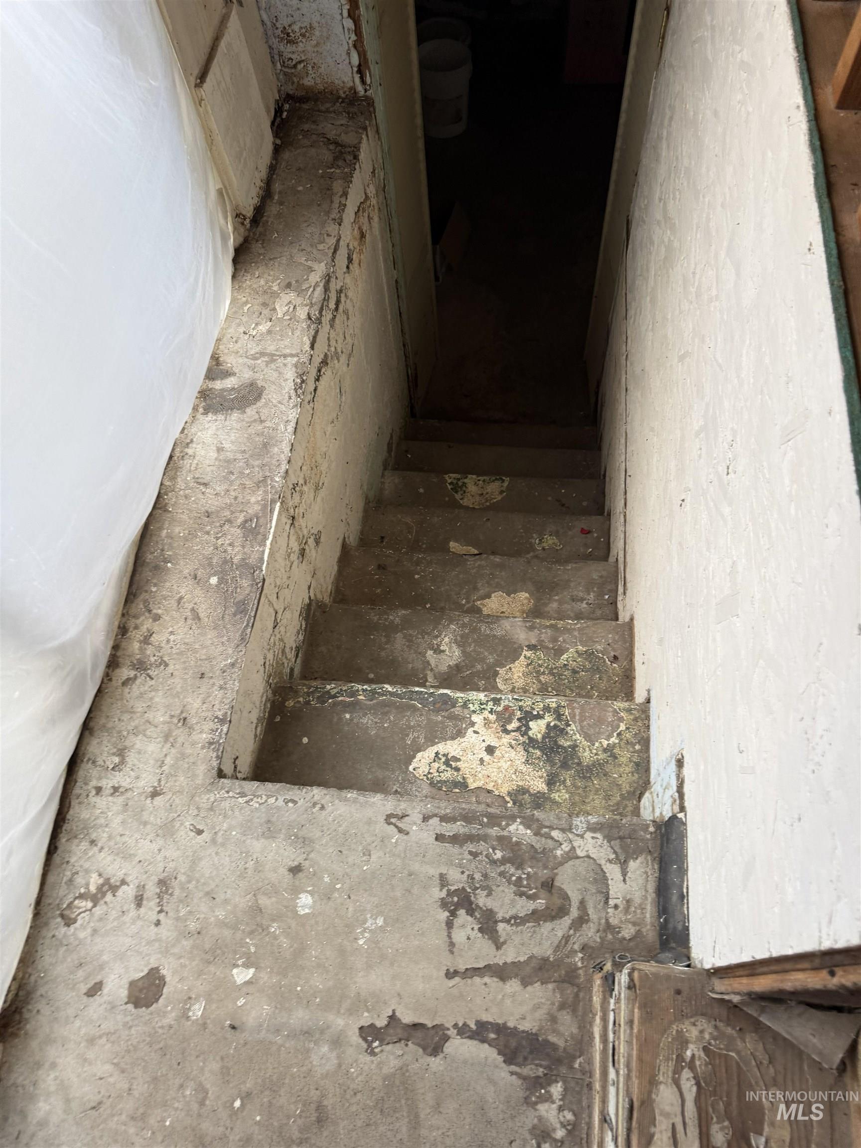 838 11th St., Clarkston, Washington 99403, 2 Bedrooms, 2 Bathrooms, Residential For Sale, Price $145,000,MLS 98978866