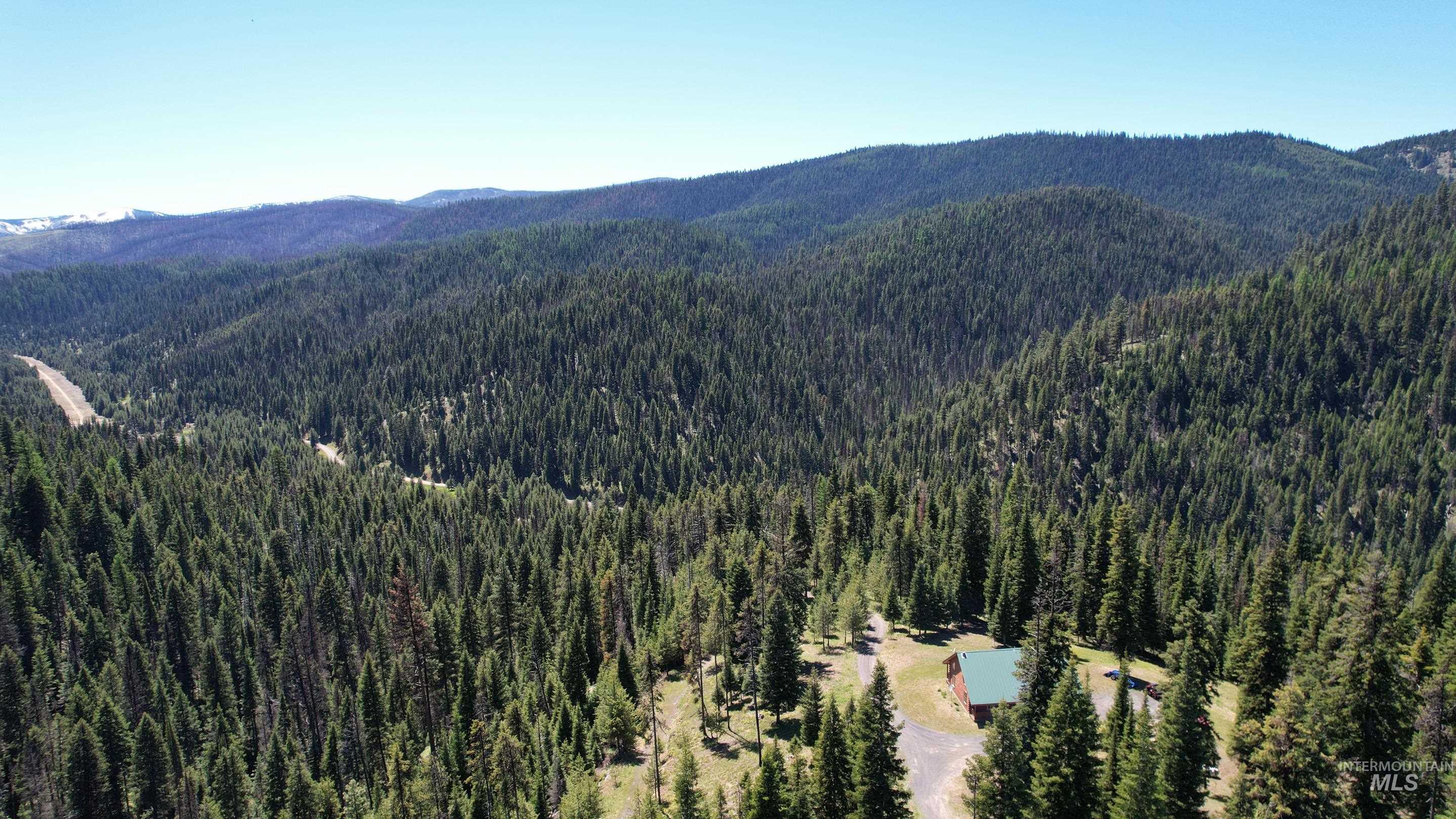 1391 Crooked River Road, Elk City, Idaho 83525, 2 Bedrooms, 2 Bathrooms, Residential For Sale, Price $2,250,000, 98978867