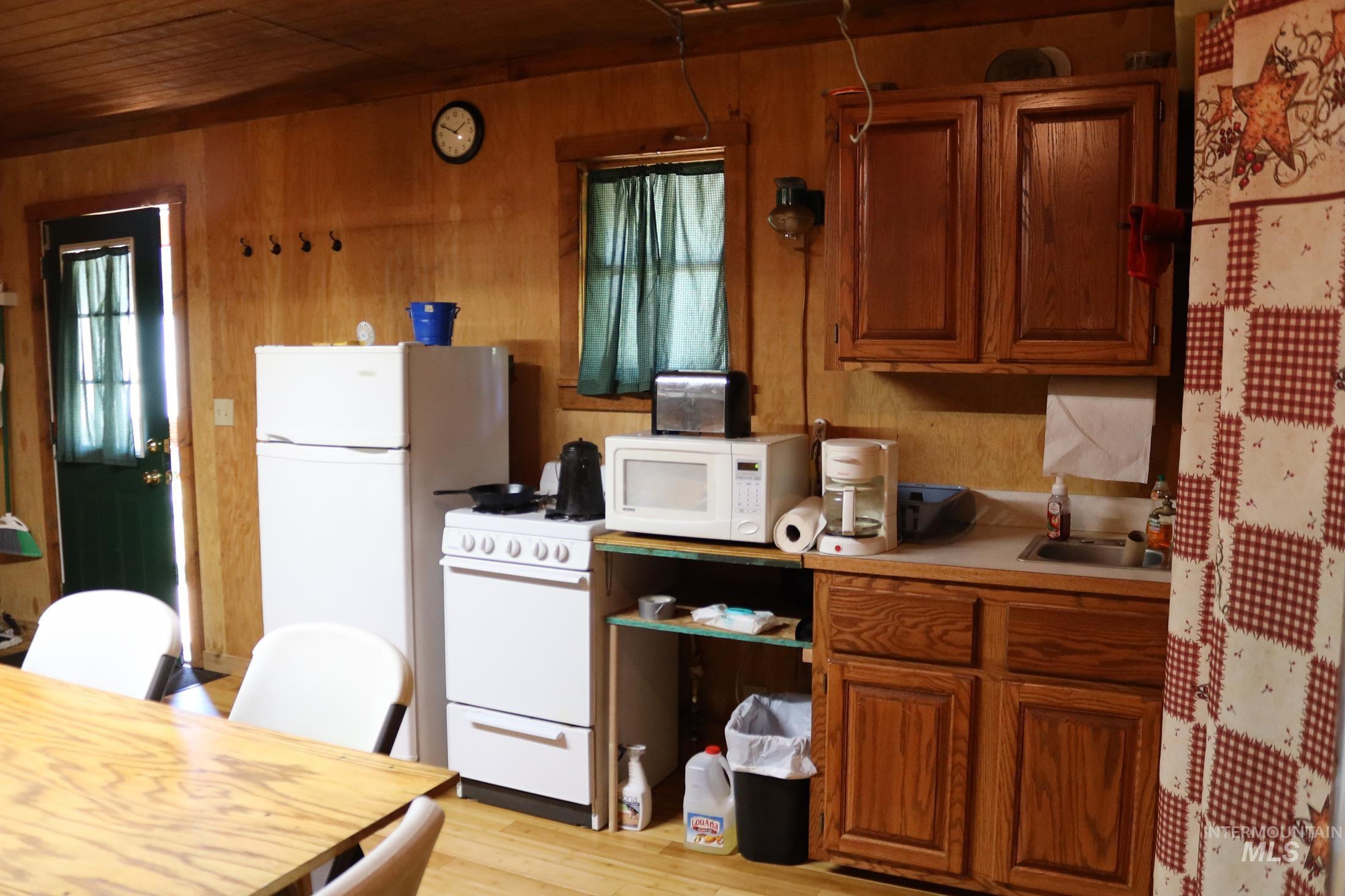 1391 Crooked River Road, Elk City, Idaho 83525, 2 Bedrooms, 2 Bathrooms, Residential For Sale, Price $2,250,000, 98978867