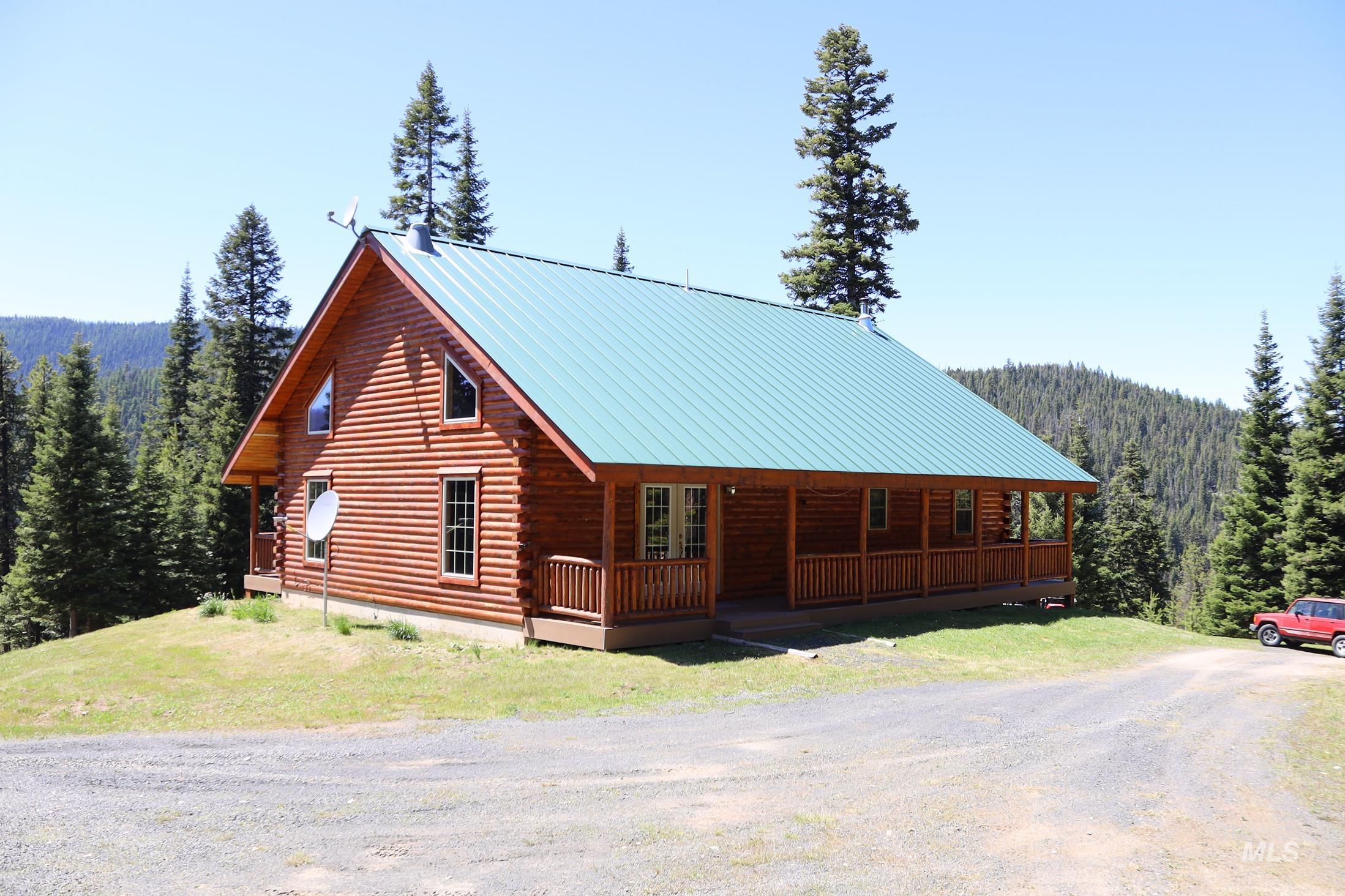 1391 Crooked River Road, Elk City, Idaho 83525, 2 Bedrooms, 2 Bathrooms, Residential For Sale, Price $2,250,000, 98978867