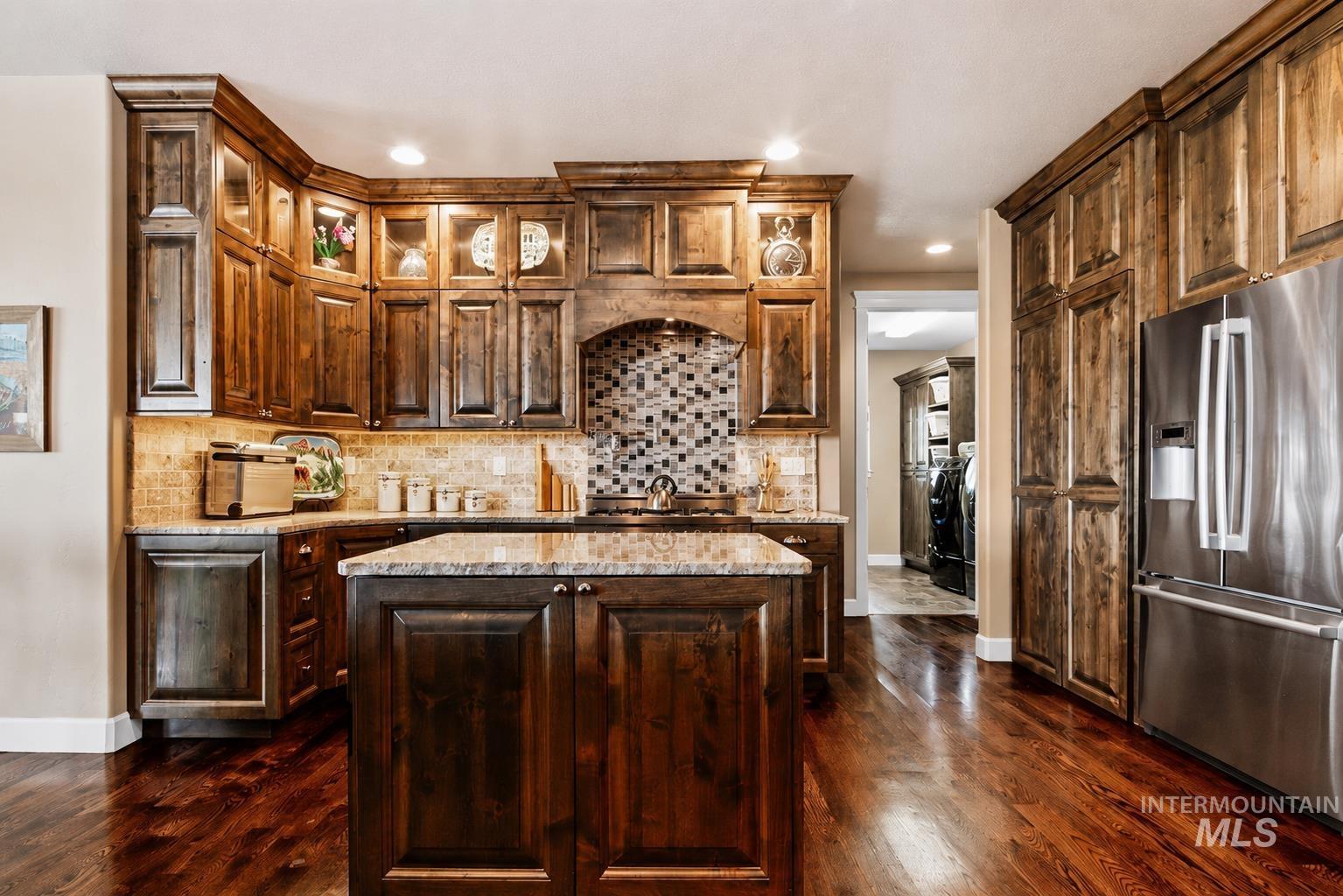 24053 Pheasant Ridge Ct., Middleton, Idaho 83644, 3 Bedrooms, 2.5 Bathrooms, Residential For Sale, Price $1,099,500,MLS 98978868