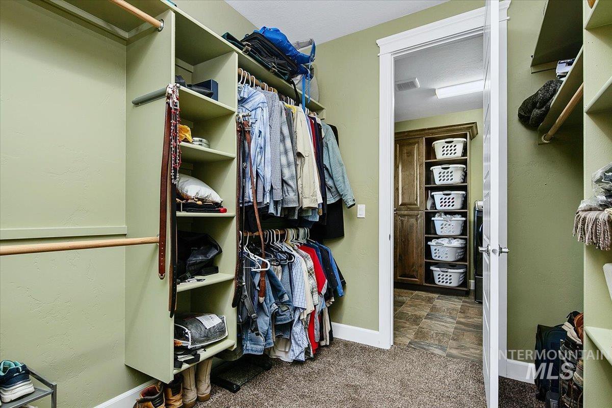 24053 Pheasant Ridge Ct., Middleton, Idaho 83644, 3 Bedrooms, 2.5 Bathrooms, Residential For Sale, Price $1,275,000,MLS 98978868