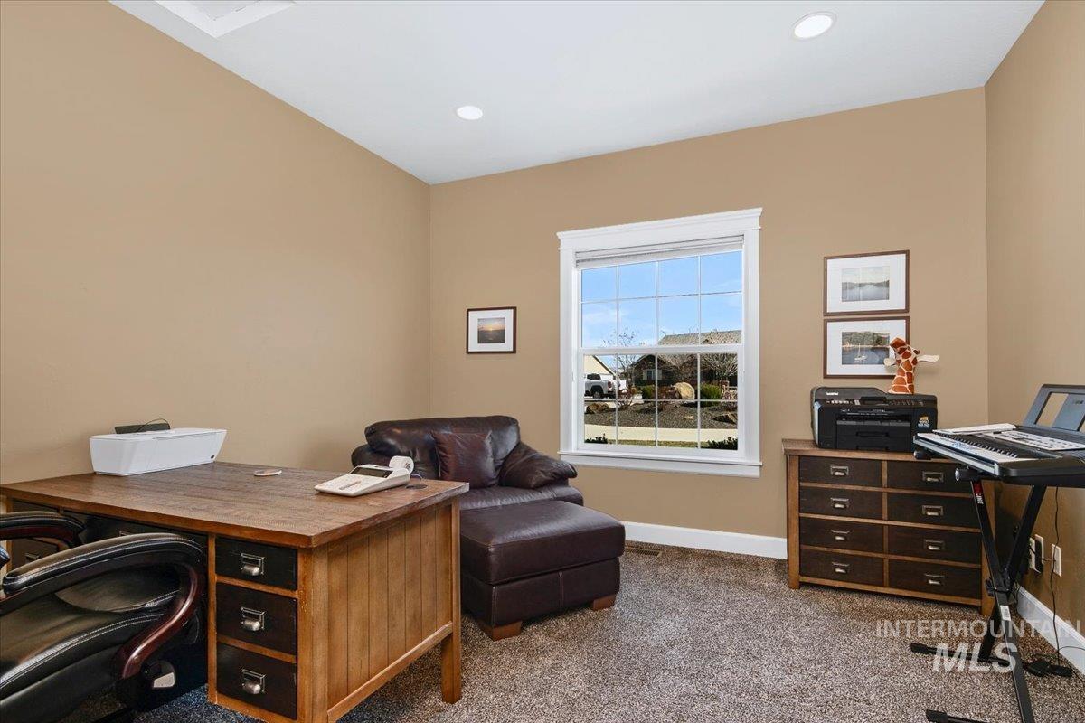 24053 Pheasant Ridge Ct., Middleton, Idaho 83644, 3 Bedrooms, 2.5 Bathrooms, Residential For Sale, Price $1,275,000, 98978868