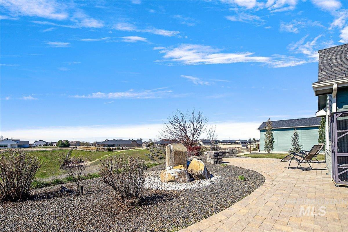 24053 Pheasant Ridge Ct., Middleton, Idaho 83644, 3 Bedrooms, 2.5 Bathrooms, Residential For Sale, Price $1,275,000, 98978868