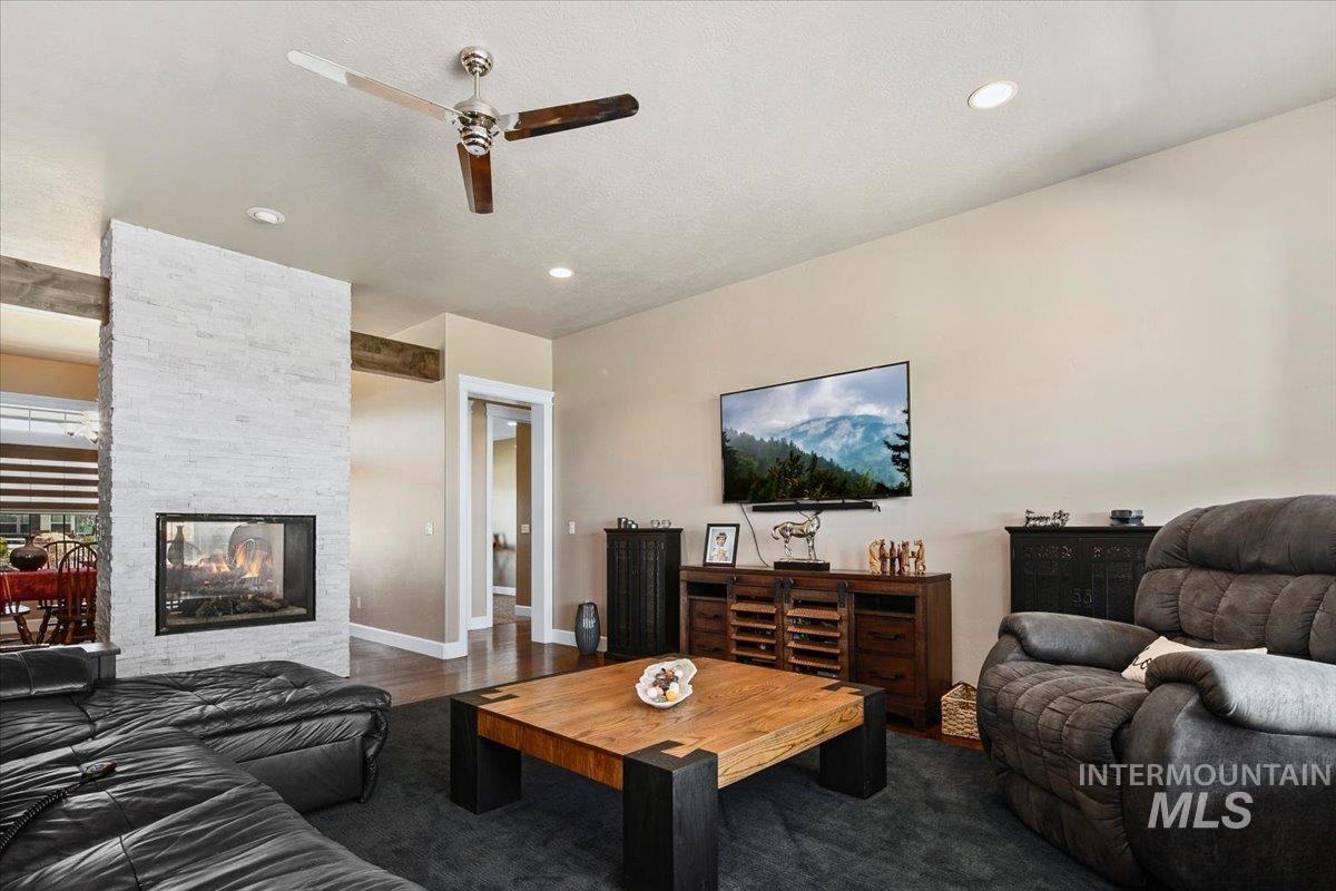 24053 Pheasant Ridge Ct., Middleton, Idaho 83644, 3 Bedrooms, 2.5 Bathrooms, Residential For Sale, Price $1,275,000, 98978868