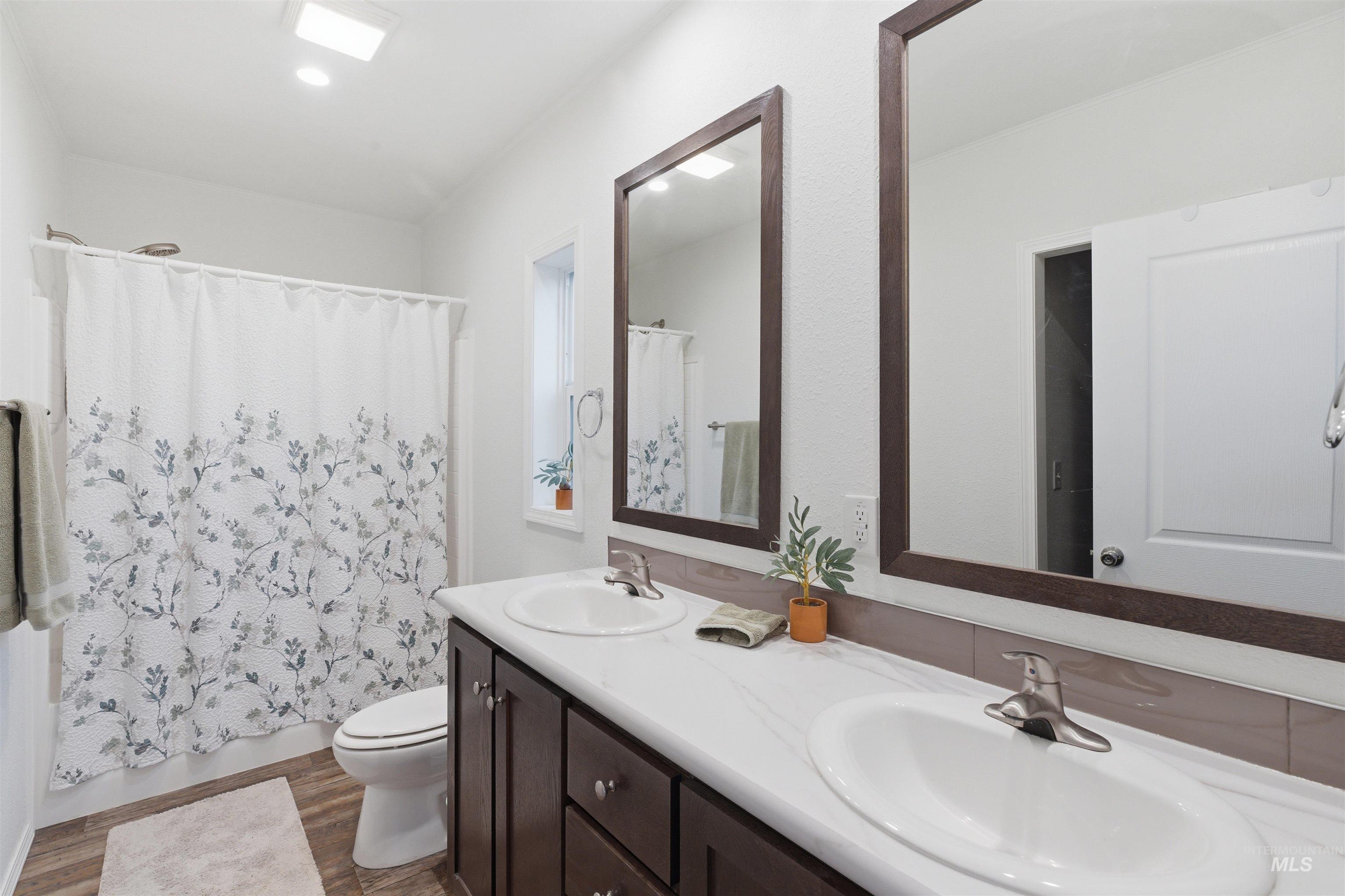 411 N Almon, Moscow, Idaho 83843, 4 Bedrooms, 2 Bathrooms, Residential For Sale, Price $179,000,MLS 98978869