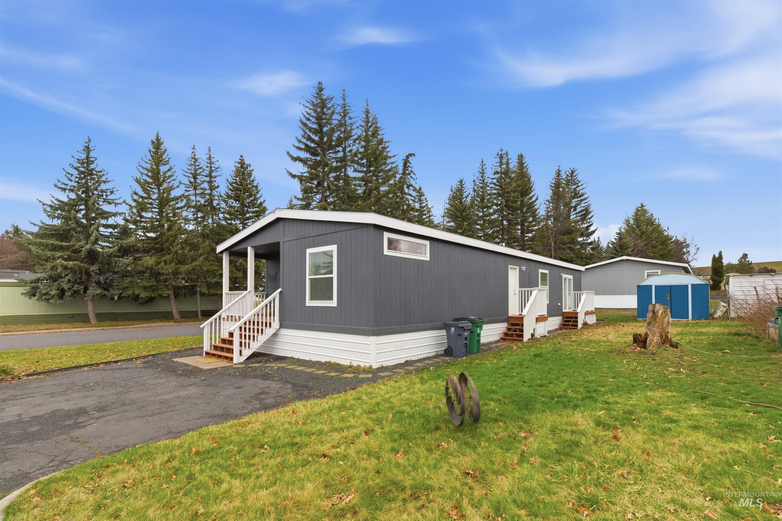 411 N Almon, Moscow, Idaho 83843, 4 Bedrooms, 2 Bathrooms, Residential For Sale, Price $179,000,MLS 98978869