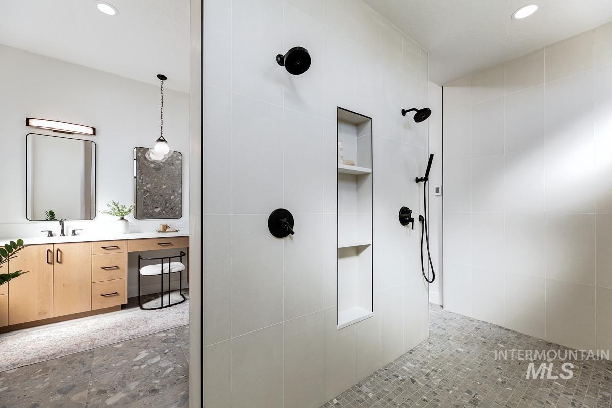 525 Founder Ave, Middleton, Idaho 83644, 3 Bedrooms, 4 Bathrooms, Residential For Sale, Price $1,429,900,MLS 98978870