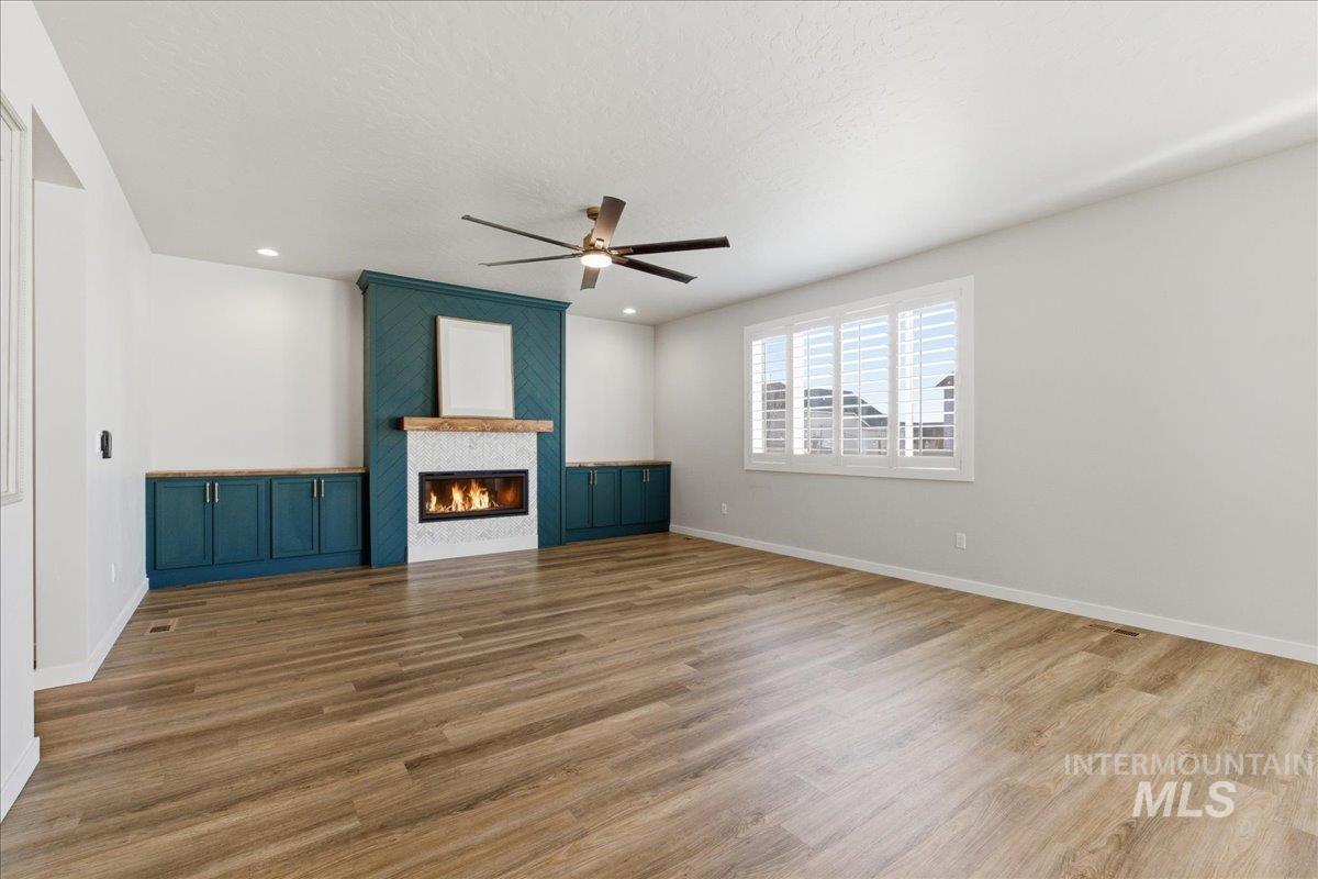 11121 W Soaring Hawk St, Star, Idaho 83669, 5 Bedrooms, 3 Bathrooms, Residential For Sale, Price $694,000,MLS 98978873