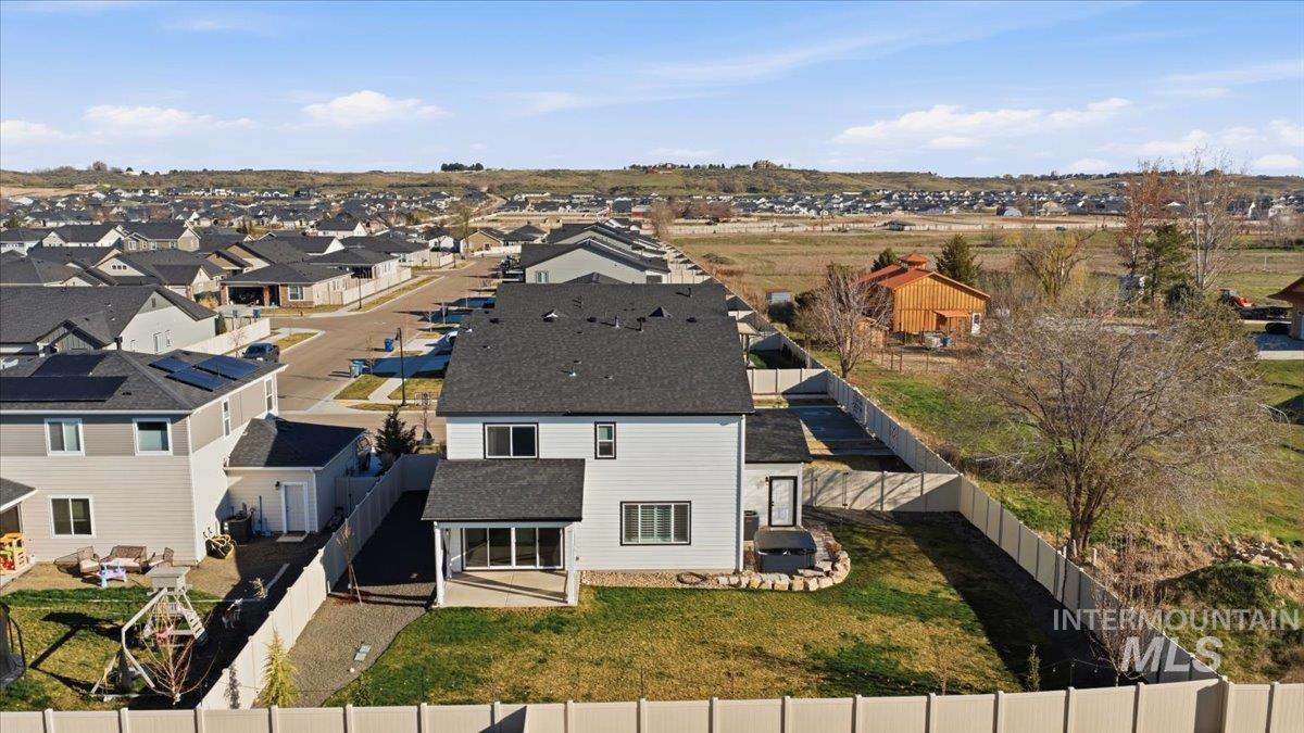 11121 W Soaring Hawk St, Star, Idaho 83669, 5 Bedrooms, 3 Bathrooms, Residential For Sale, Price $689,900, 98978873