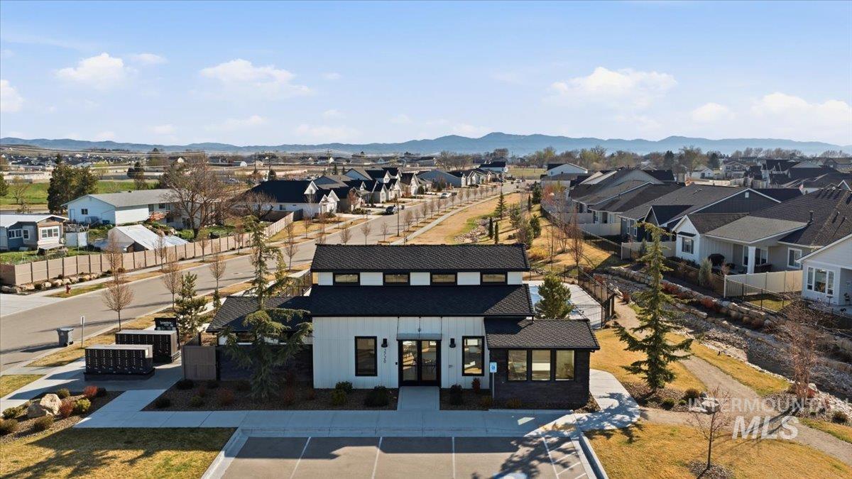 11121 W Soaring Hawk St, Star, Idaho 83669, 5 Bedrooms, 3 Bathrooms, Residential For Sale, Price $689,900, 98978873