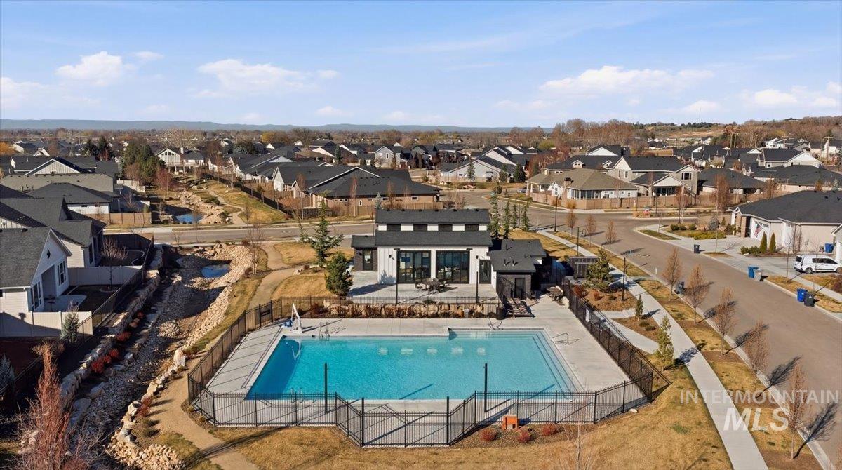 11121 W Soaring Hawk St, Star, Idaho 83669, 5 Bedrooms, 3 Bathrooms, Residential For Sale, Price $689,900, 98978873