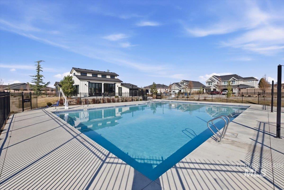 11121 W Soaring Hawk St, Star, Idaho 83669, 5 Bedrooms, 3 Bathrooms, Residential For Sale, Price $689,900, 98978873