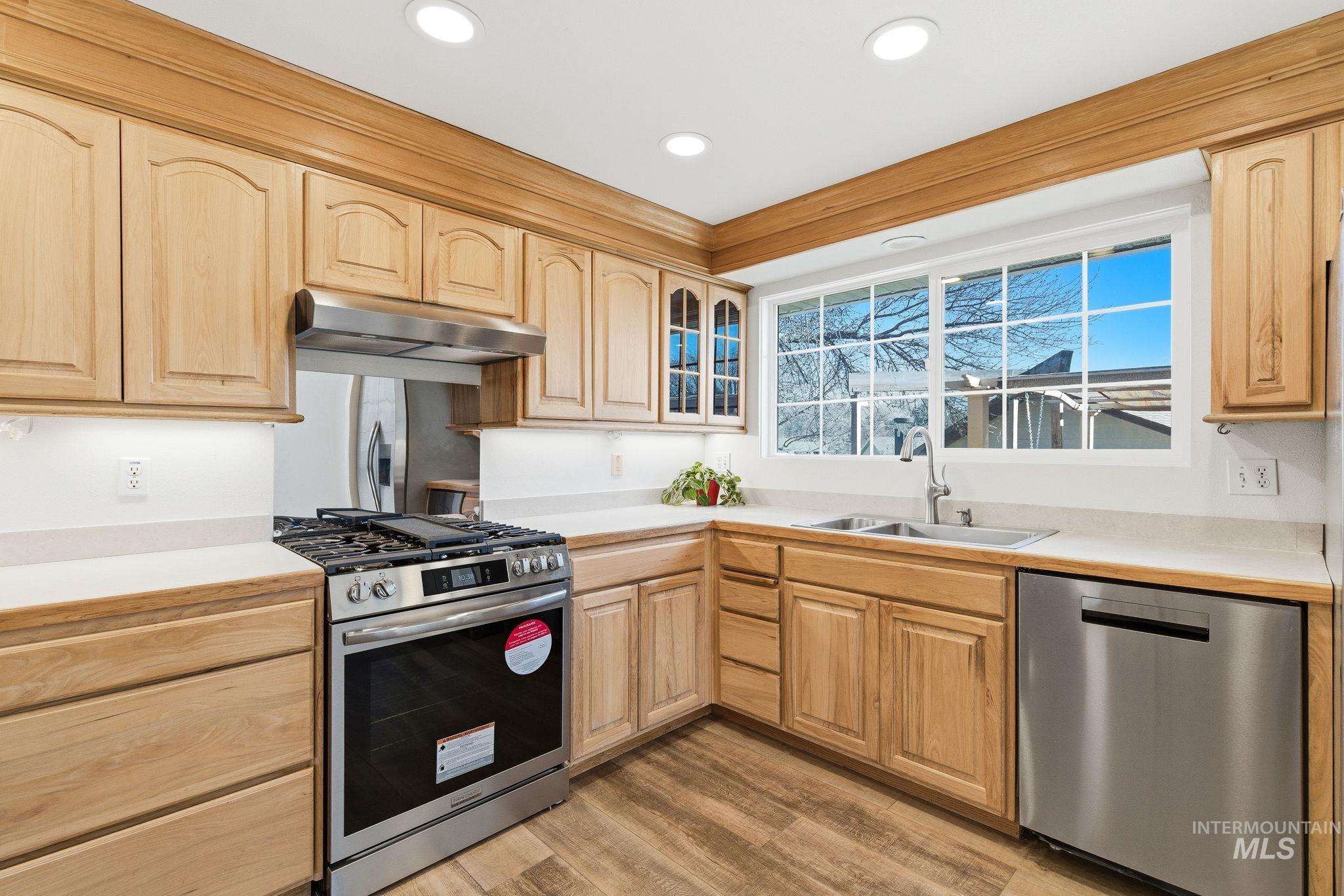 2072 Crystal Way, Boise, Idaho 83706, 4 Bedrooms, 2 Bathrooms, Residential For Sale, Price $725,000,MLS 98978874