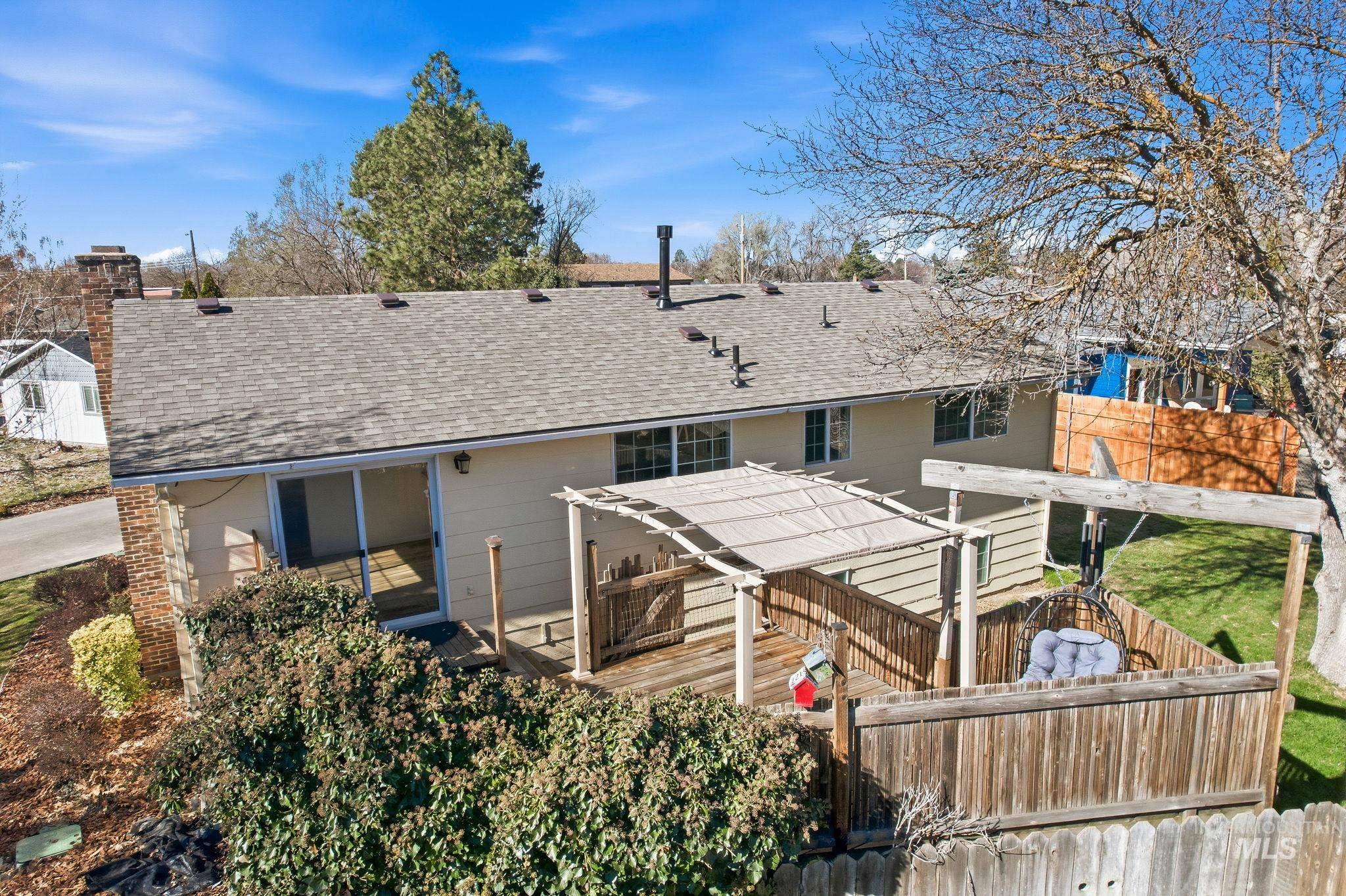 2072 Crystal Way, Boise, Idaho 83706, 4 Bedrooms, 2 Bathrooms, Residential For Sale, Price $725,000,MLS 98978874