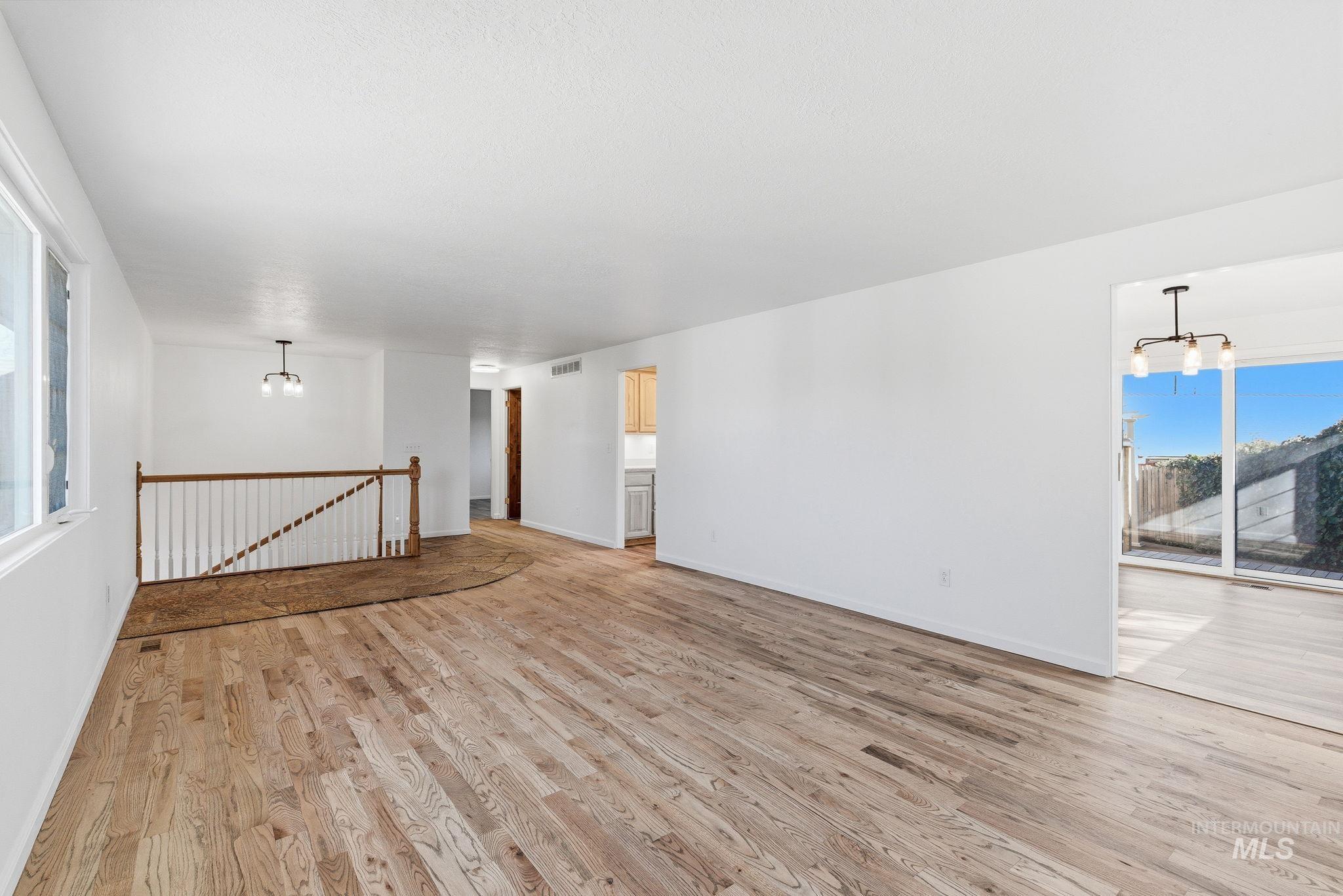 2072 Crystal Way, Boise, Idaho 83706, 4 Bedrooms, 2 Bathrooms, Residential For Sale, Price $725,000,MLS 98978874