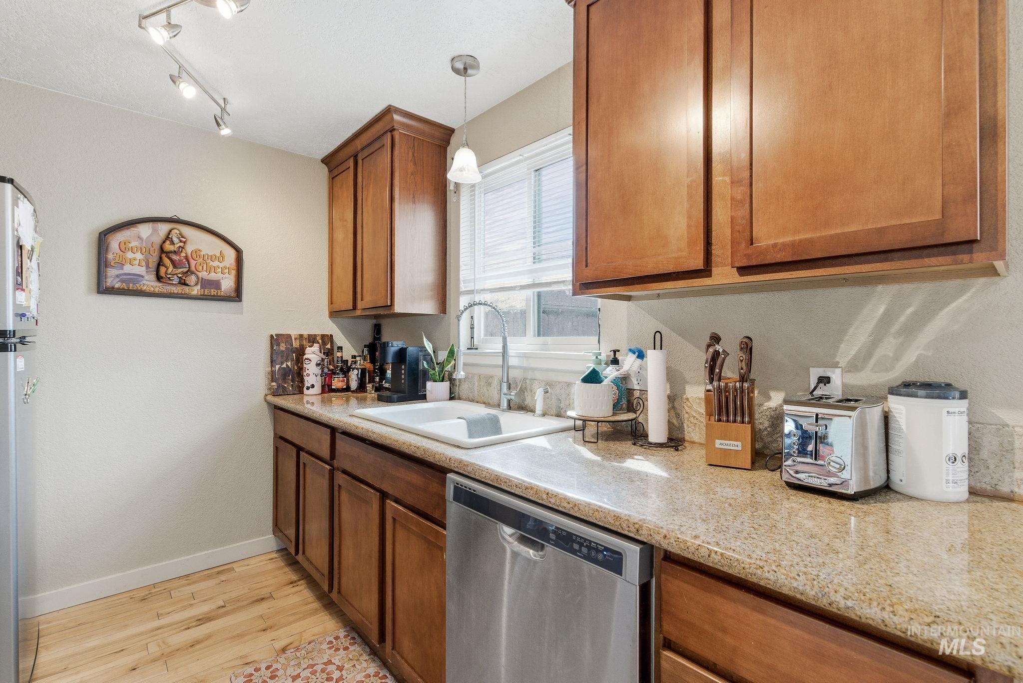 4855 W Targee St, Boise, Idaho 83705, 2 Bedrooms, 1.5 Bathrooms, Residential Income For Sale, Price $240,000,MLS 98978878