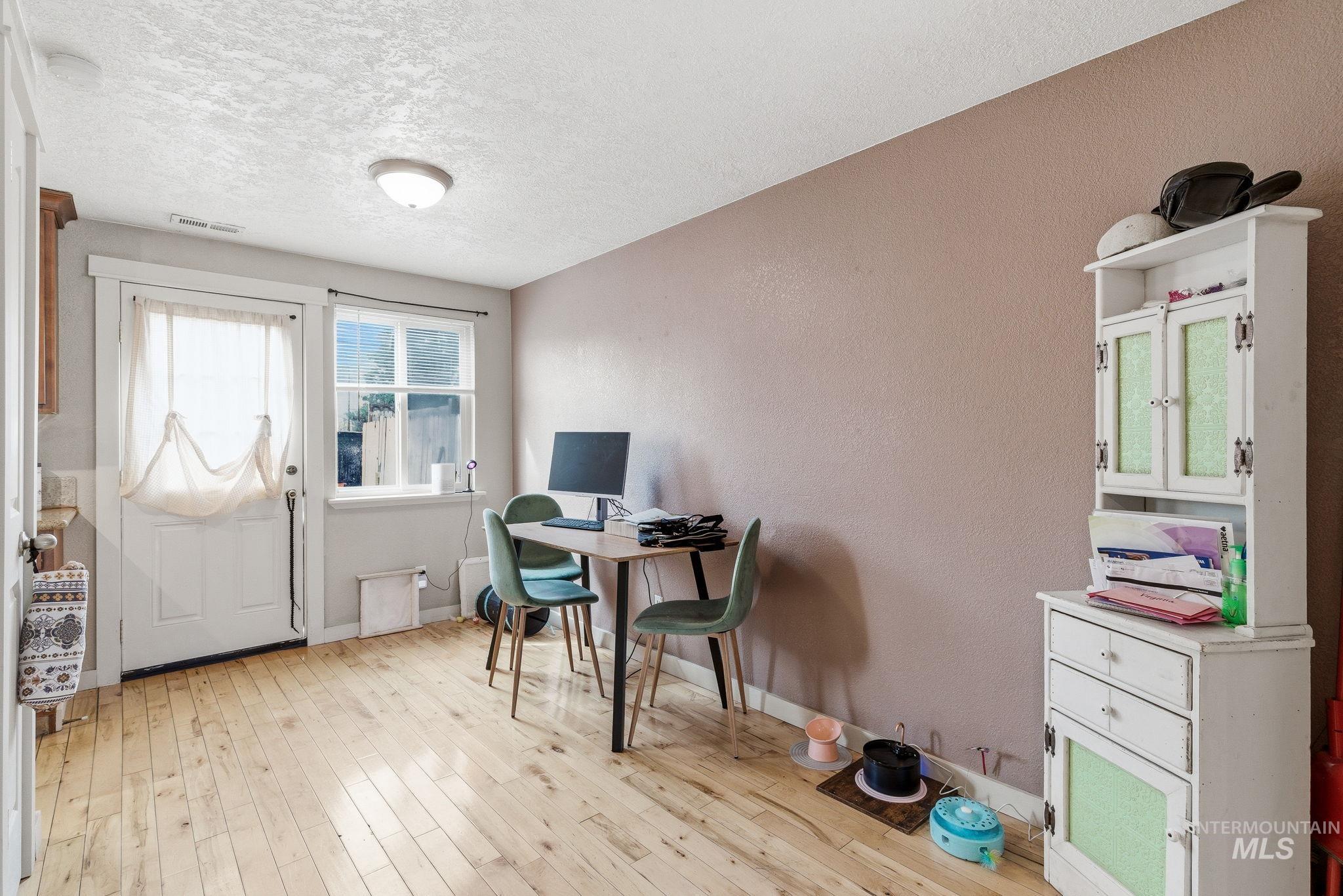 4855 W Targee St, Boise, Idaho 83705, 2 Bedrooms, 1.5 Bathrooms, Residential Income For Sale, Price $240,000,MLS 98978878