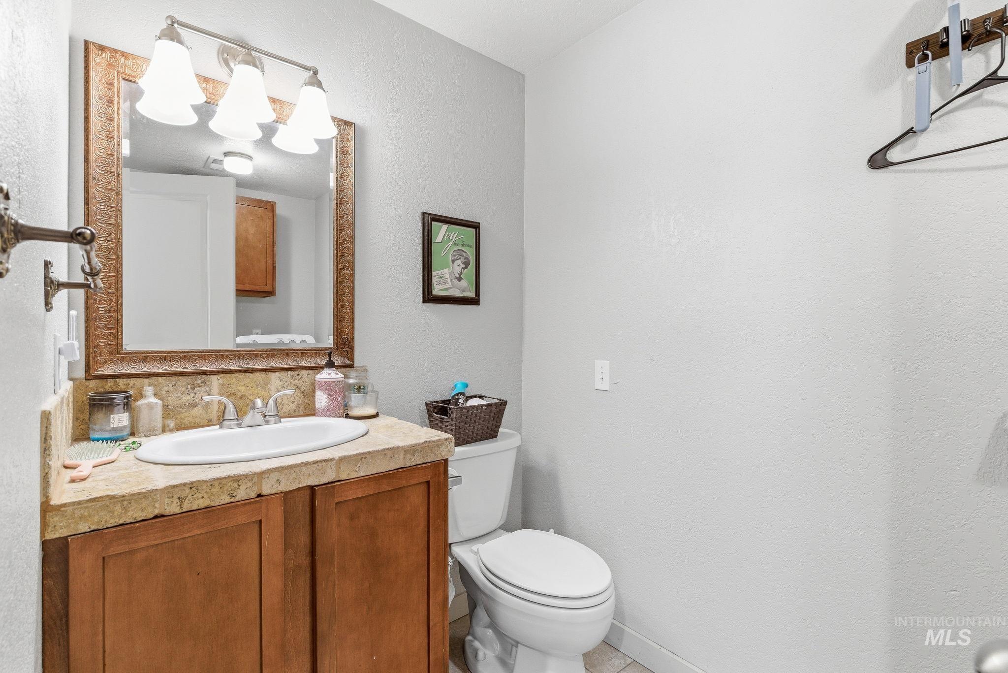 4855 W Targee St, Boise, Idaho 83705, 2 Bedrooms, 1.5 Bathrooms, Residential Income For Sale, Price $240,000,MLS 98978878