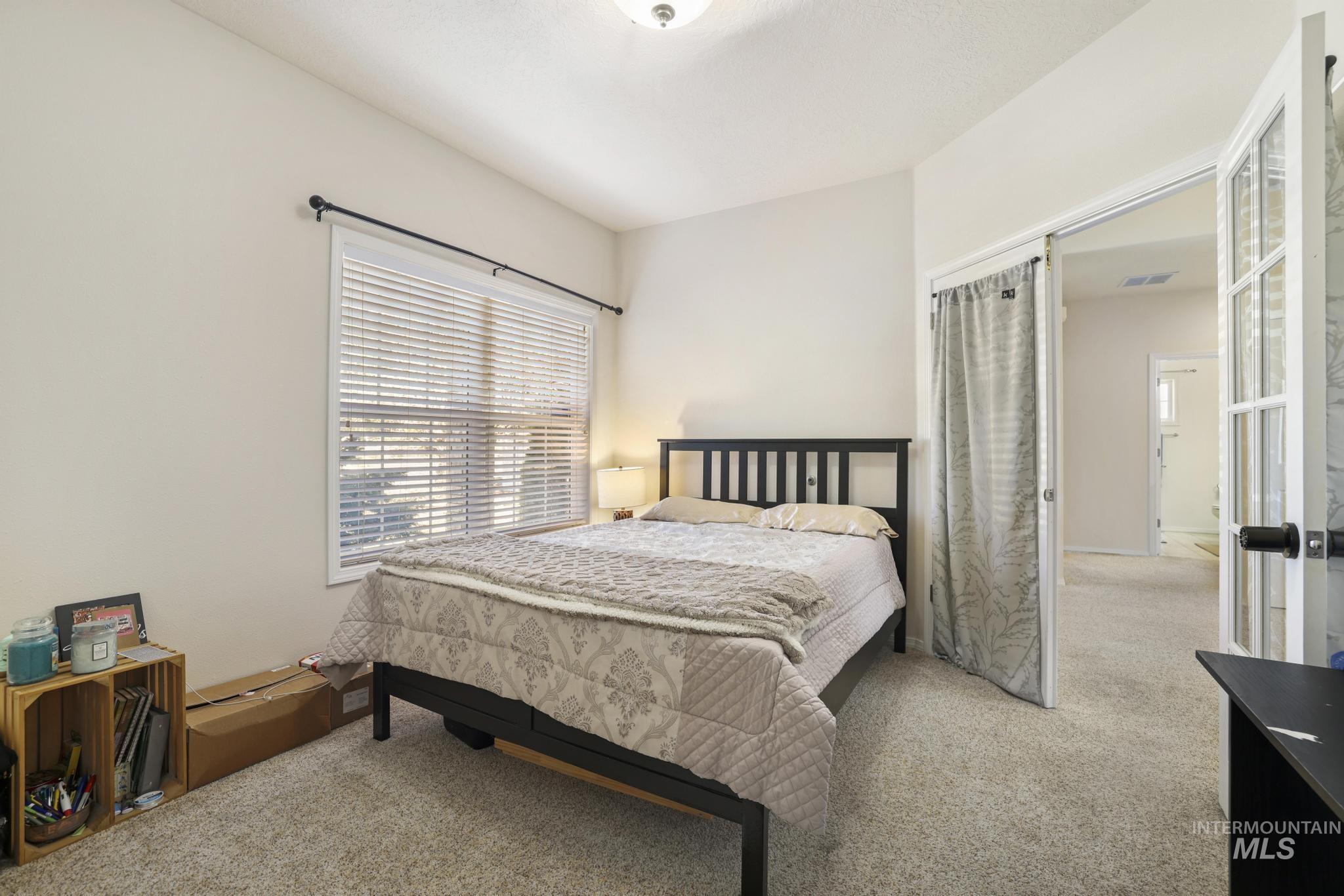 381 Federation Road, Twin Falls, Idaho 83301, 5 Bedrooms, 3 Bathrooms, Residential For Sale, Price $579,000,MLS 98978882