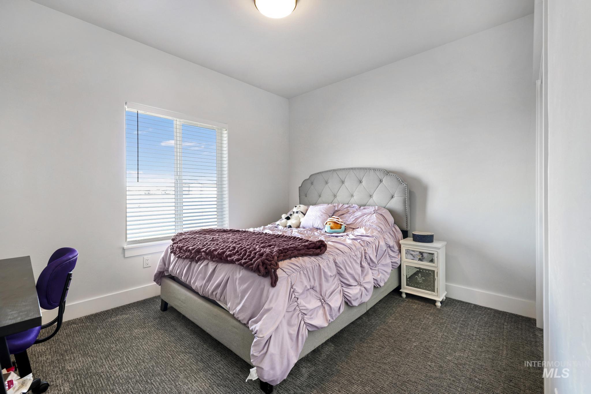 253 Mariposa Cir, Shoshone, Idaho 83352, 3 Bedrooms, 2 Bathrooms, Residential For Sale, Price $449,990,MLS 98978883