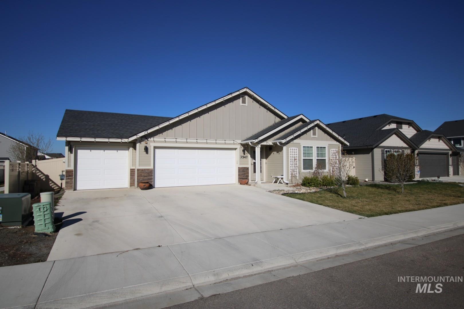 3547 S Trail Ridge Ave, Nampa, Idaho 83686, 4 Bedrooms, 2 Bathrooms, Residential For Sale, Price $439,000,MLS 98978885
