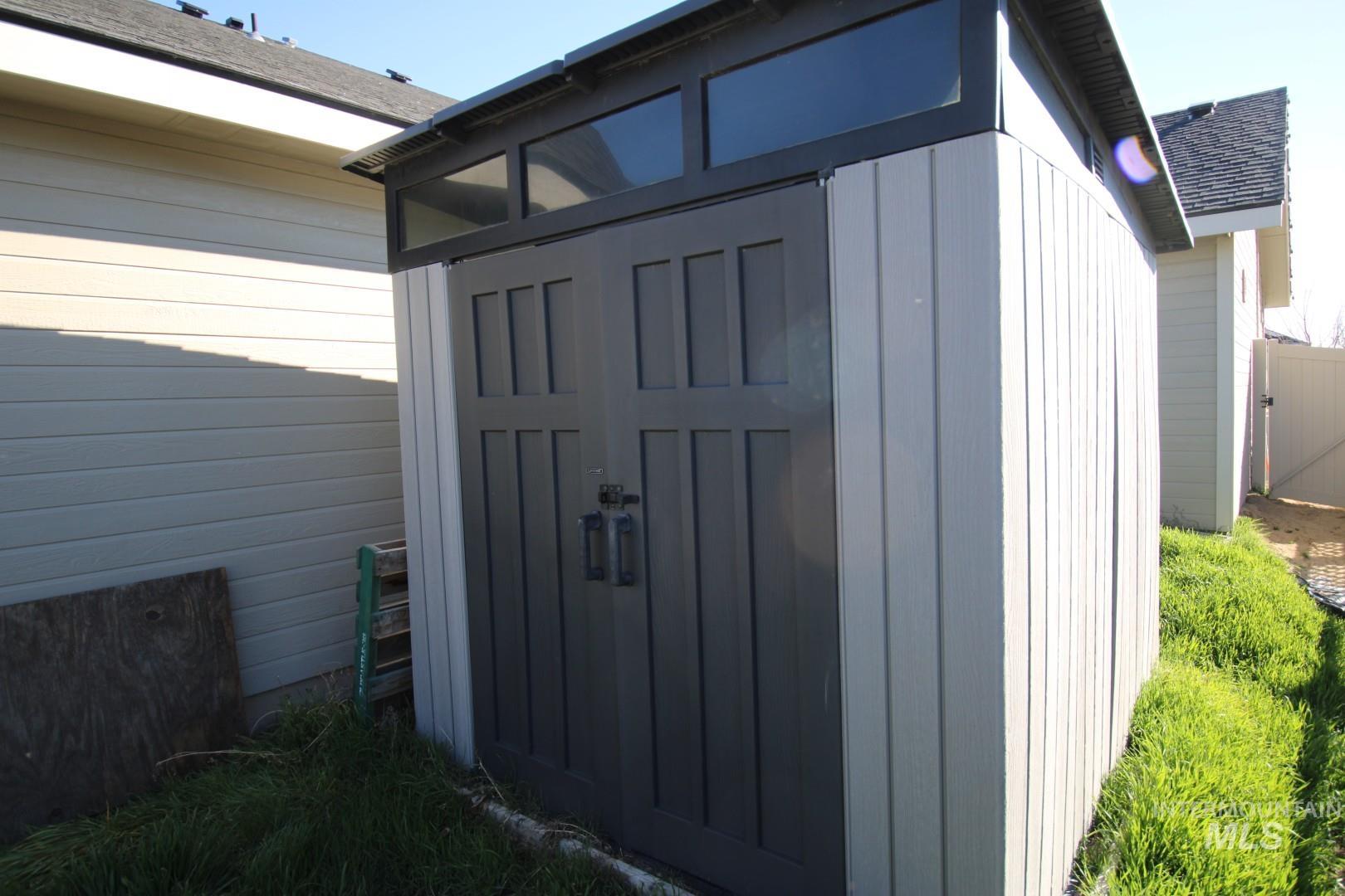 3547 S Trail Ridge Ave, Nampa, Idaho 83686, 4 Bedrooms, 2 Bathrooms, Residential For Sale, Price $439,000,MLS 98978885