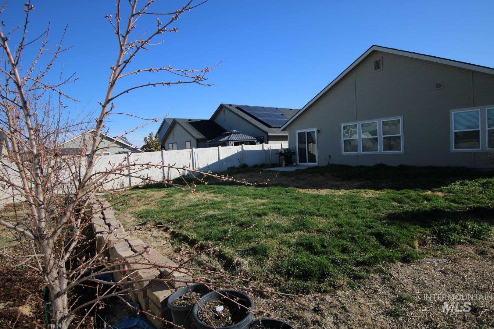 3547 S Trail Ridge Ave, Nampa, Idaho 83686, 4 Bedrooms, 2 Bathrooms, Residential For Sale, Price $439,000,MLS 98978885