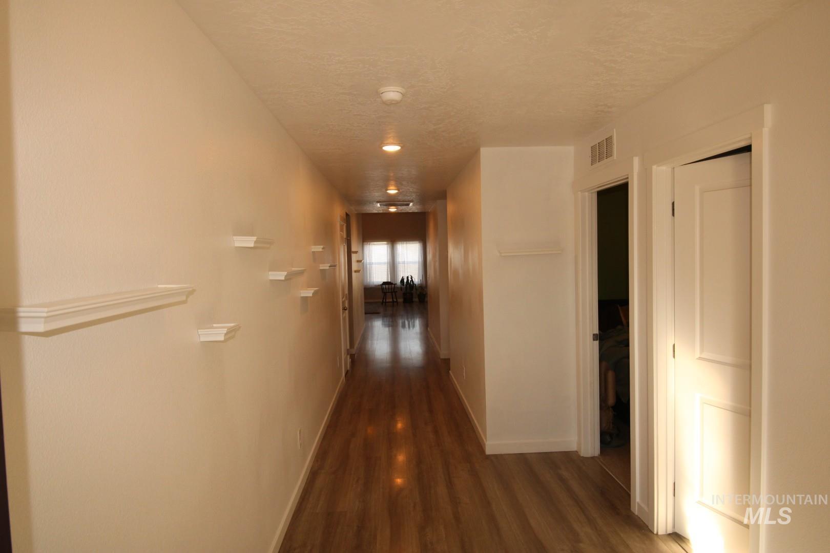 3547 S Trail Ridge Ave, Nampa, Idaho 83686, 4 Bedrooms, 2 Bathrooms, Residential For Sale, Price $439,000,MLS 98978885