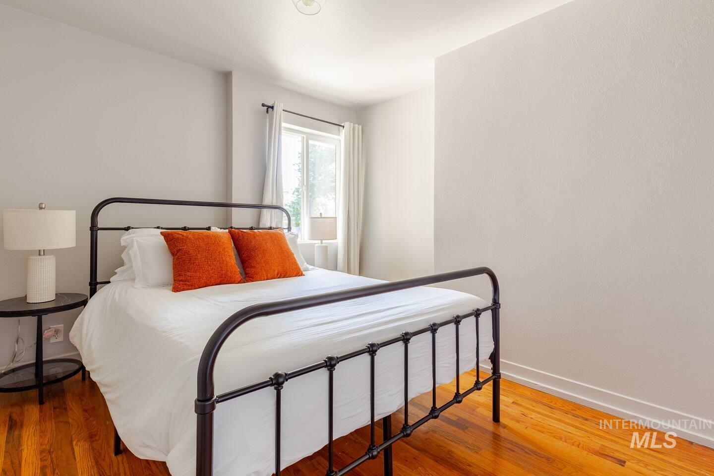 1621 / 1623 W Olympia Dr, Boise, Idaho 83705, 2 Bedrooms, 1 Bathroom, Residential Income For Sale, Price $599,900,MLS 98978886