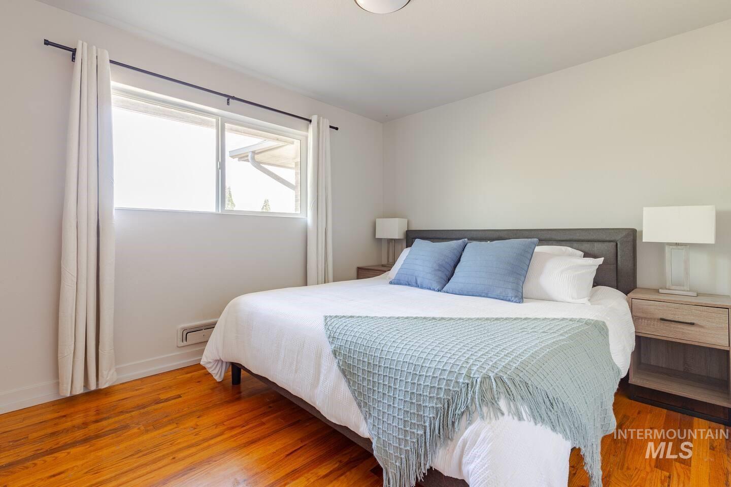 1621 / 1623 W Olympia Dr, Boise, Idaho 83705, 2 Bedrooms, 1 Bathroom, Residential Income For Sale, Price $599,900,MLS 98978886